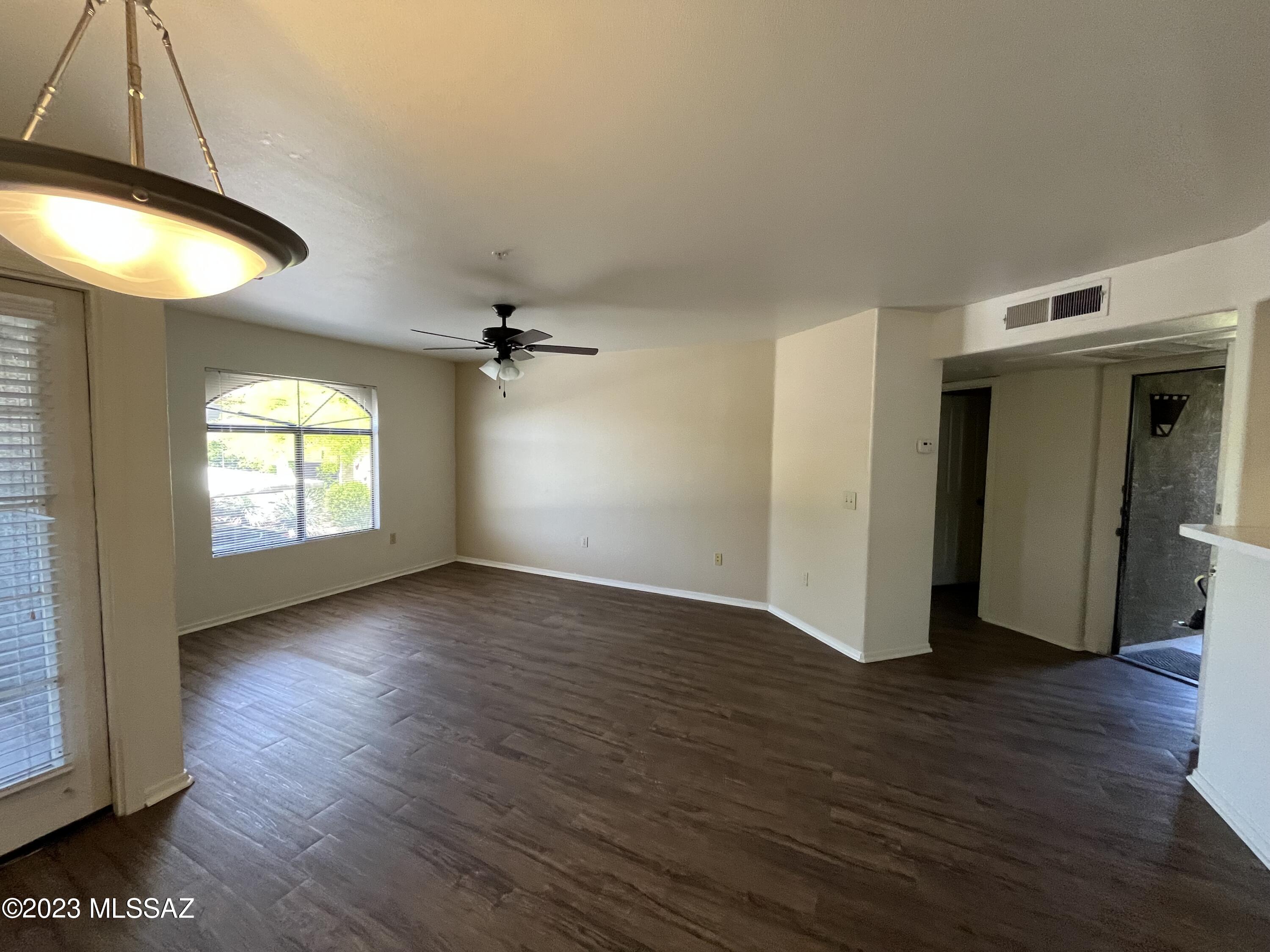 Spacious upstairs condominium located in the heart of Ventana Canyon! Situated inside a gated community featuring 2 resort style pools complete with water features, a fitness center and clubhouse. The condominium itself features the ultimate in split floorplans, both with generously sized walk in closets! One bathroom on each side of the home, one ensuite, and a linen closet on each side of the condo. NO Carpet