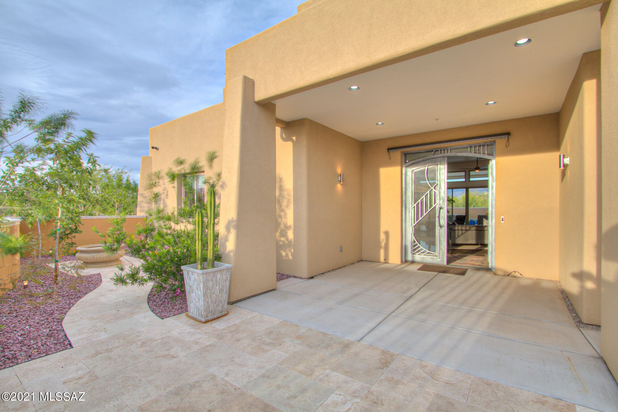 Rancho De Suenos (1-12) - Residential