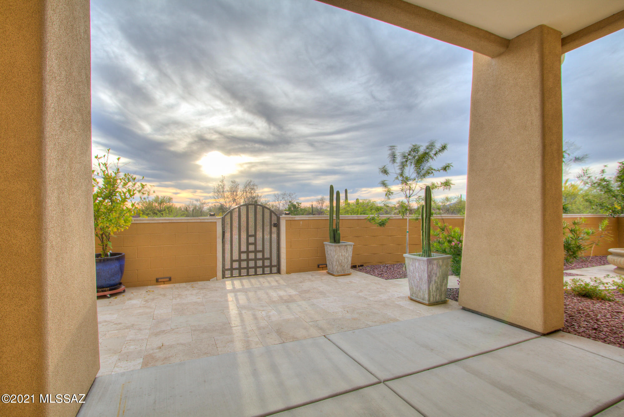 Rancho De Suenos (1-12) - Residential