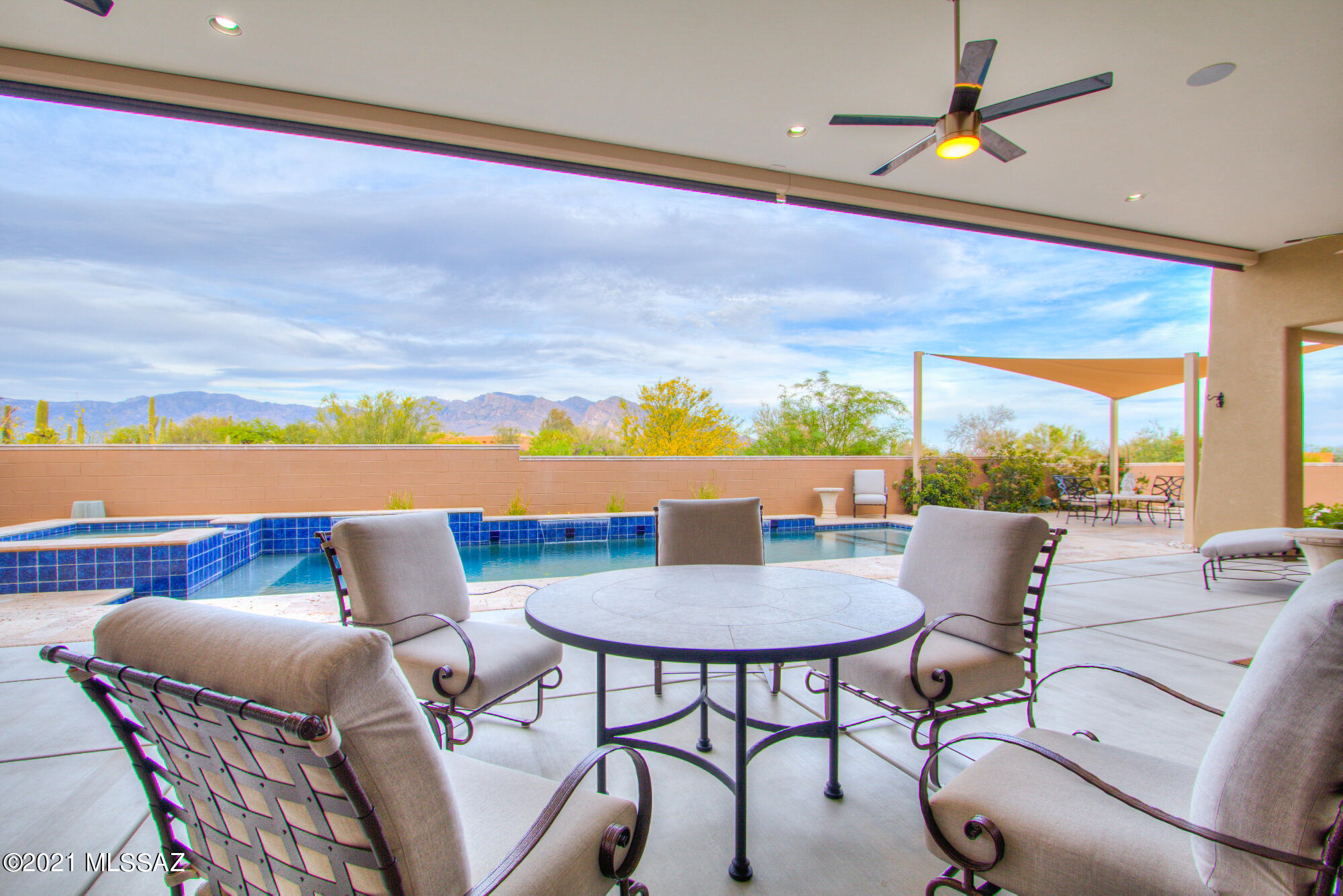 Rancho De Suenos (1-12) - Residential