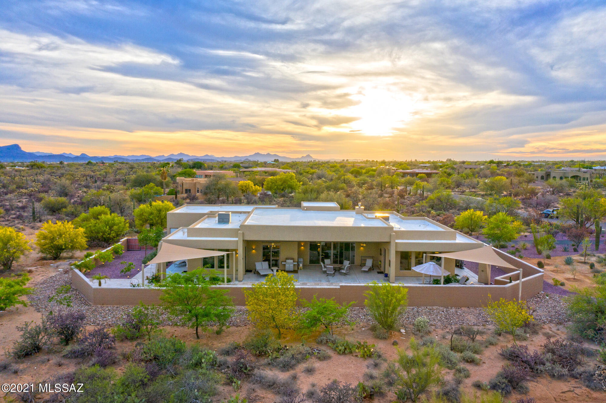 Rancho De Suenos (1-12) - Residential