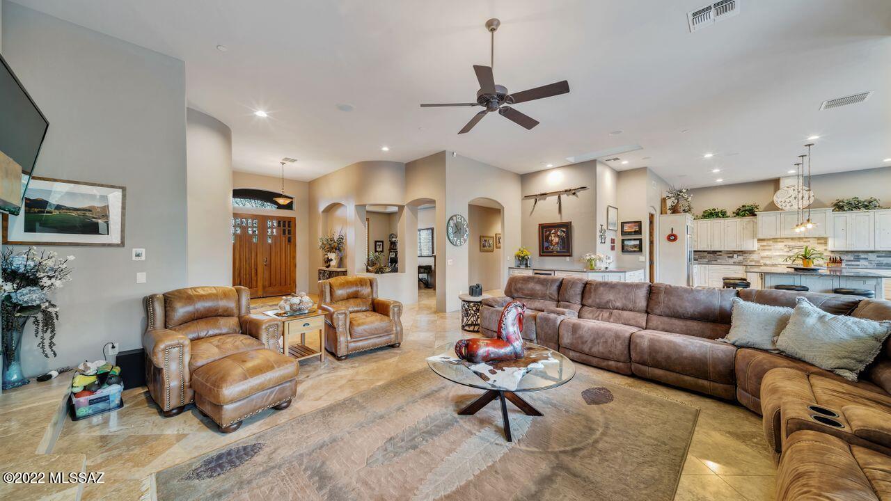 Dos Lagos at Dove Mountain (1-91) - Residential