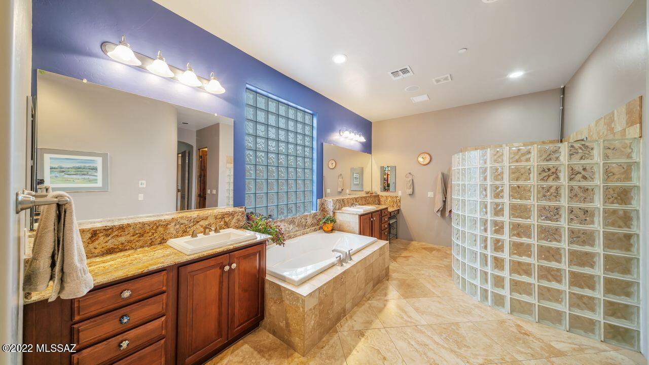 Dos Lagos at Dove Mountain (1-91) - Residential