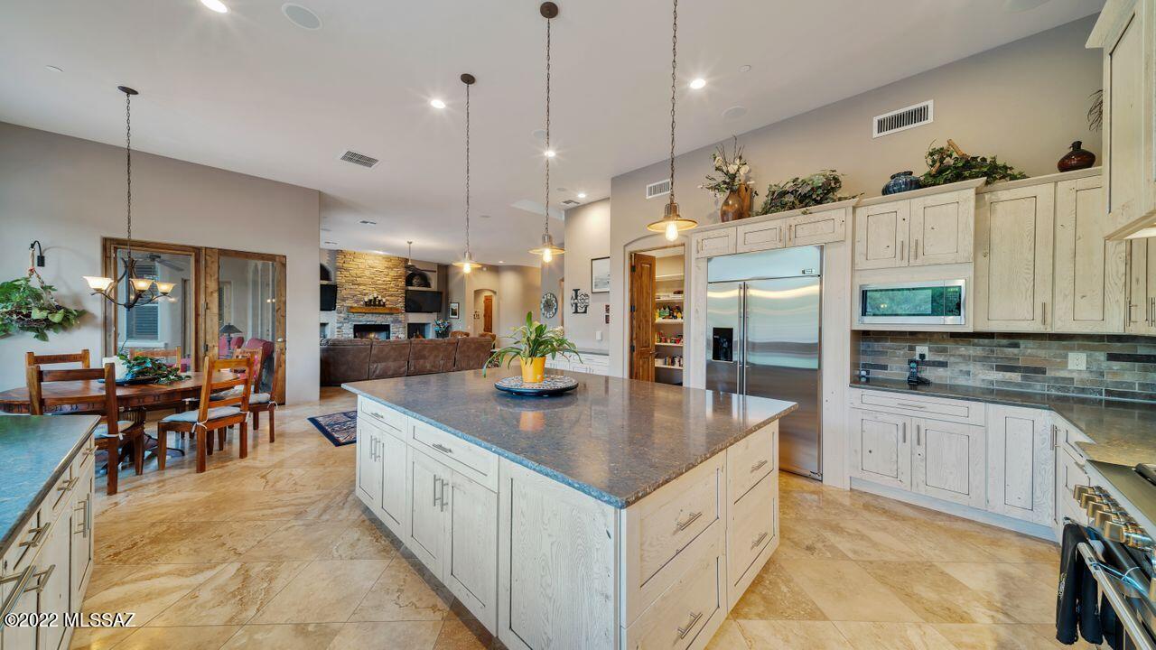 Dos Lagos at Dove Mountain (1-91) - Residential