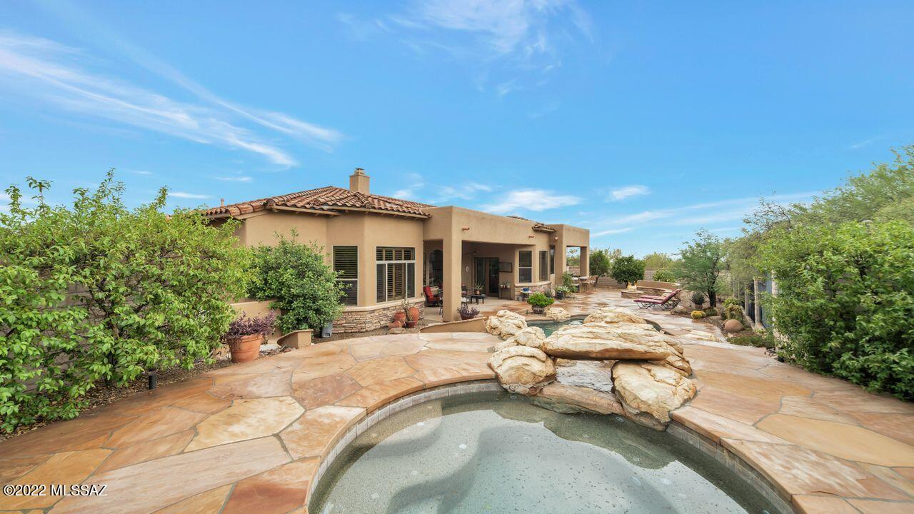 Dos Lagos at Dove Mountain (1-91) - Residential