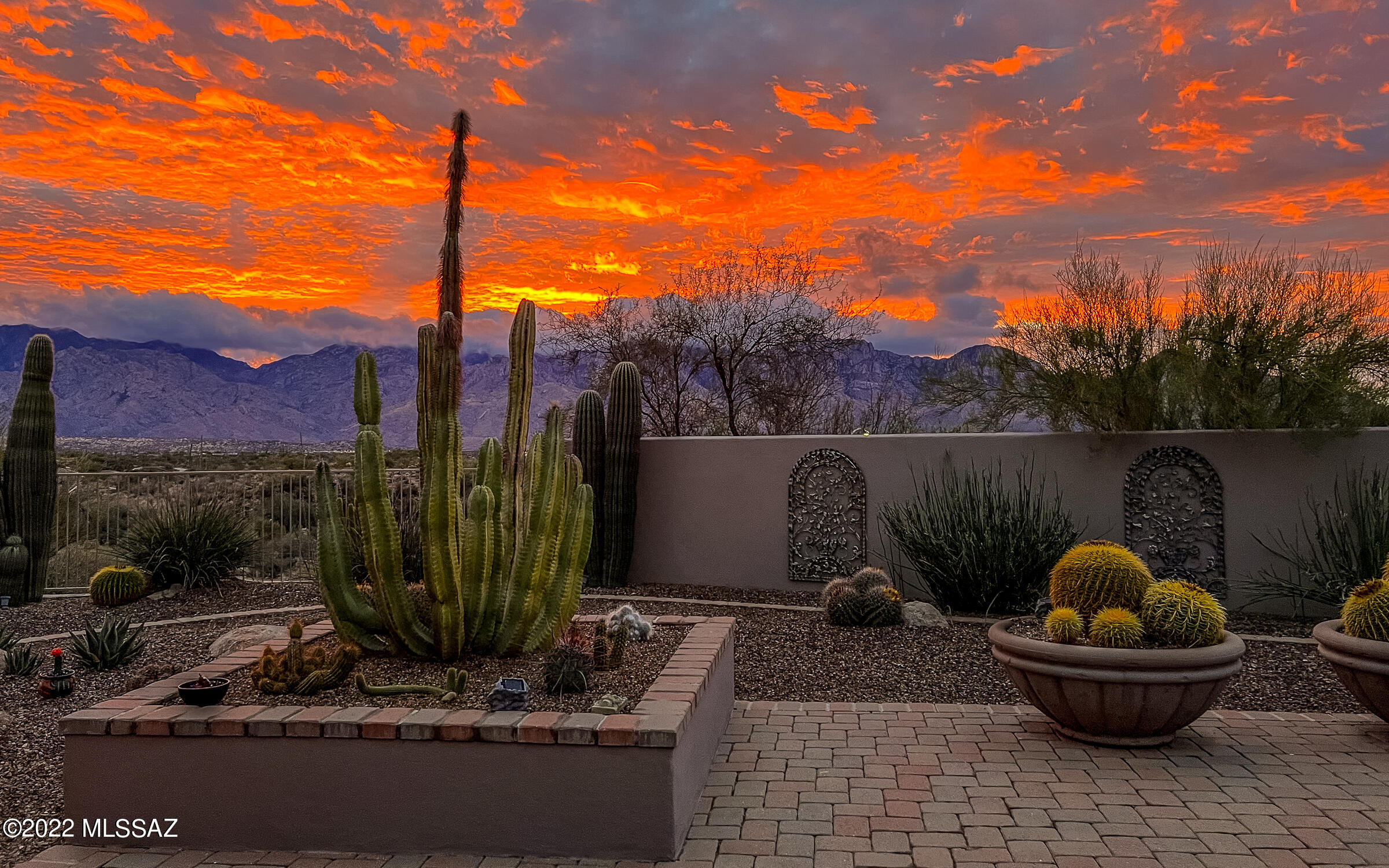 Honey Bee Canyon Estates - Residential
