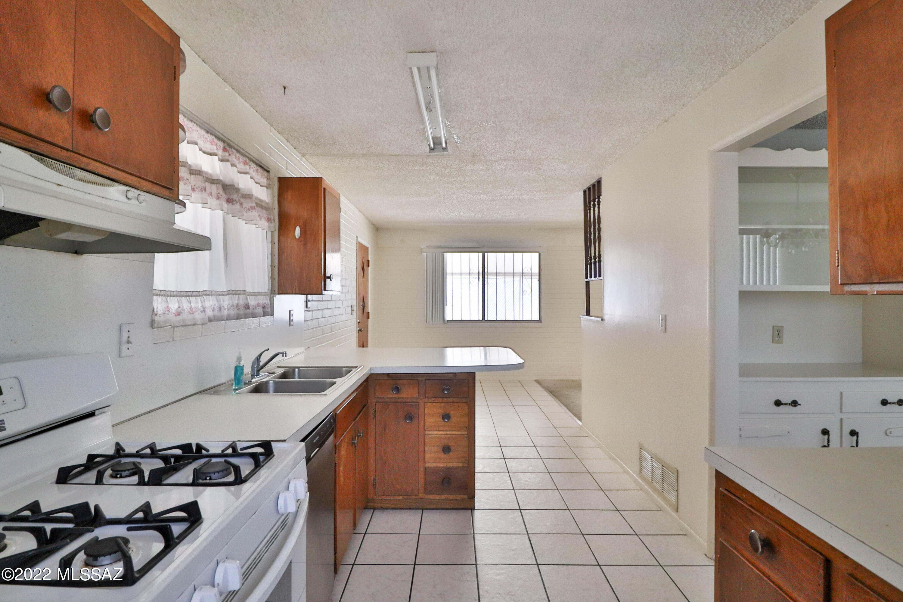 El Cortez Heights - Residential