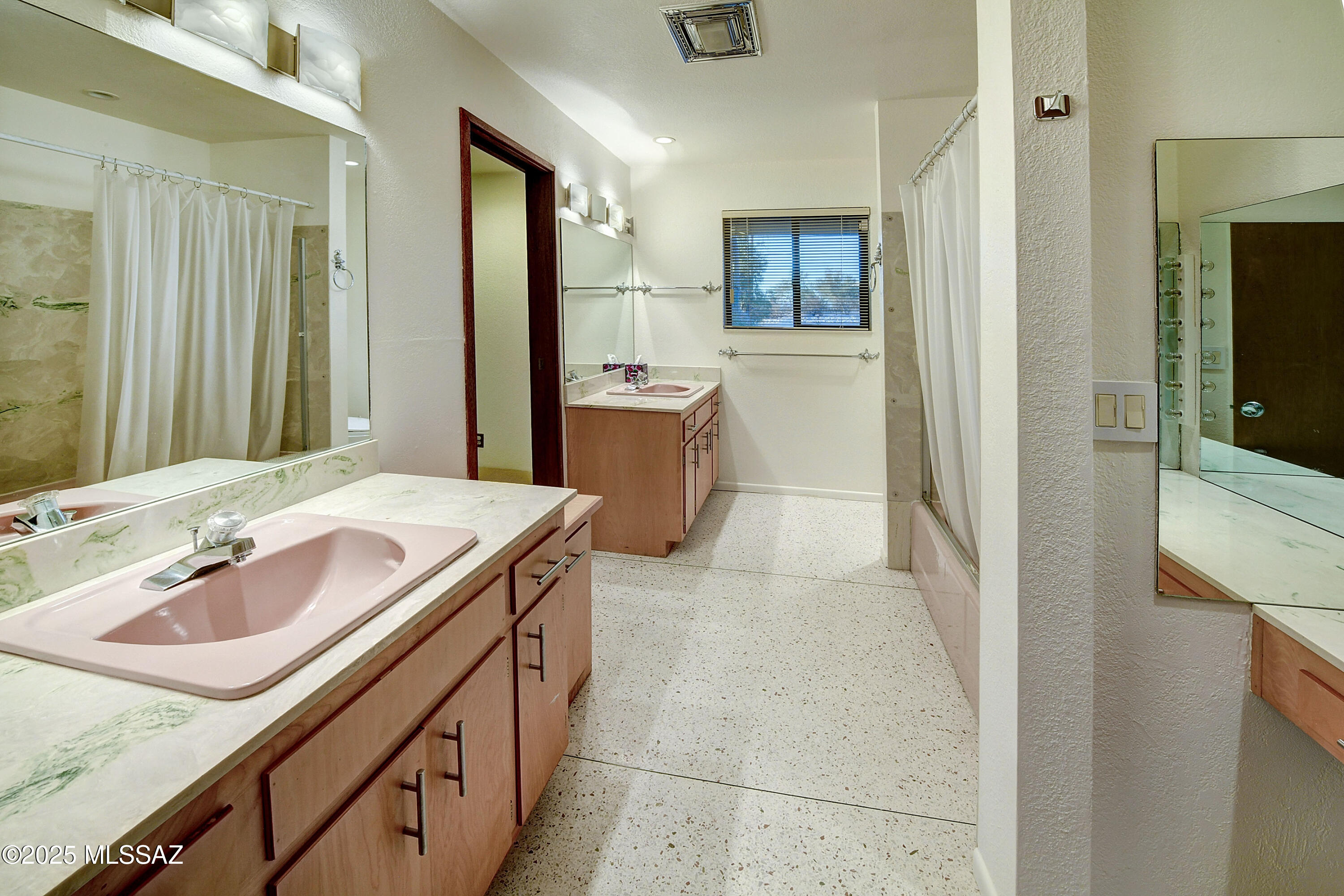 Santa Catalina Estates - Residential