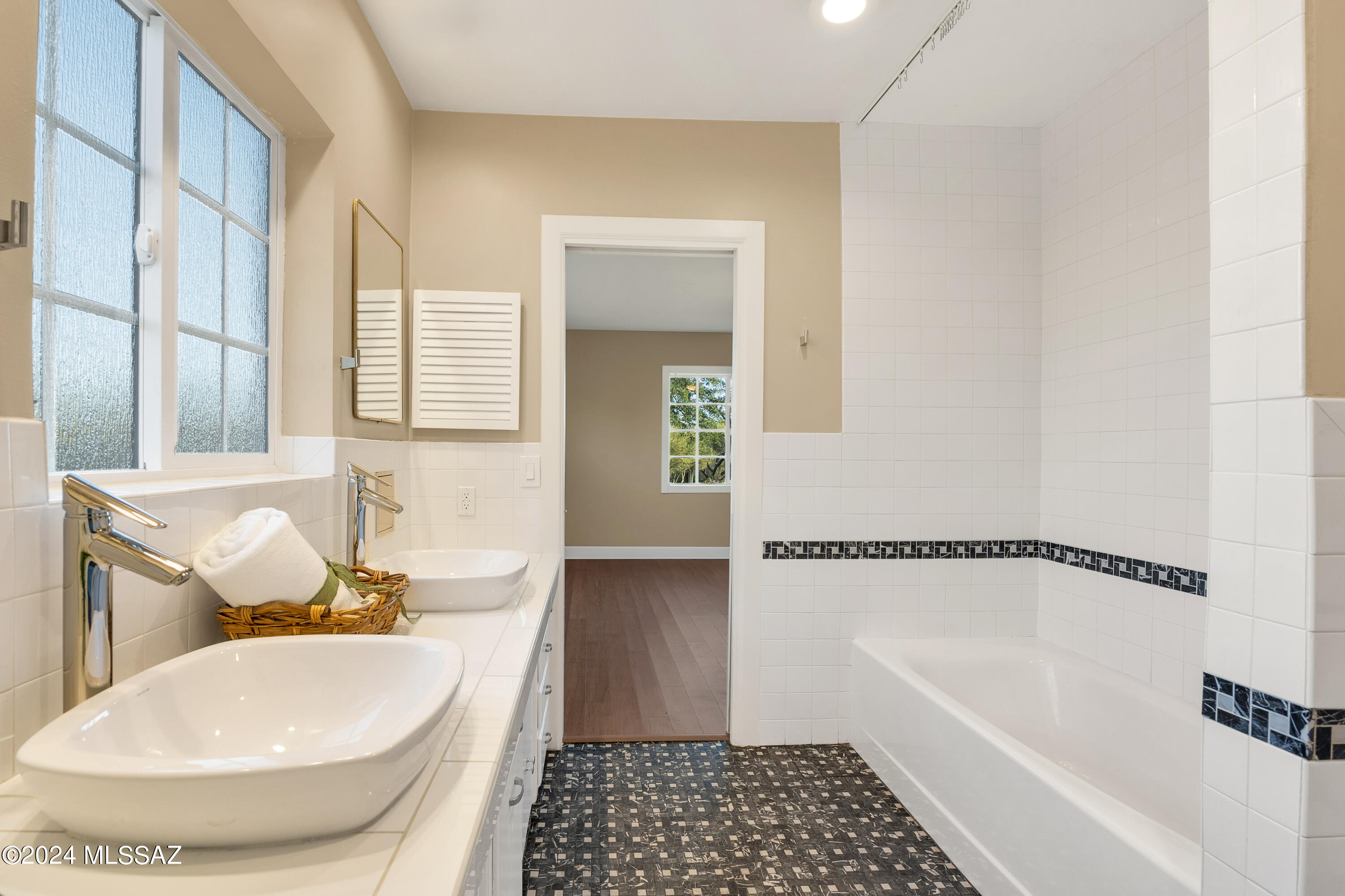 Catalina Foothills Estates NO. 5 - Residential