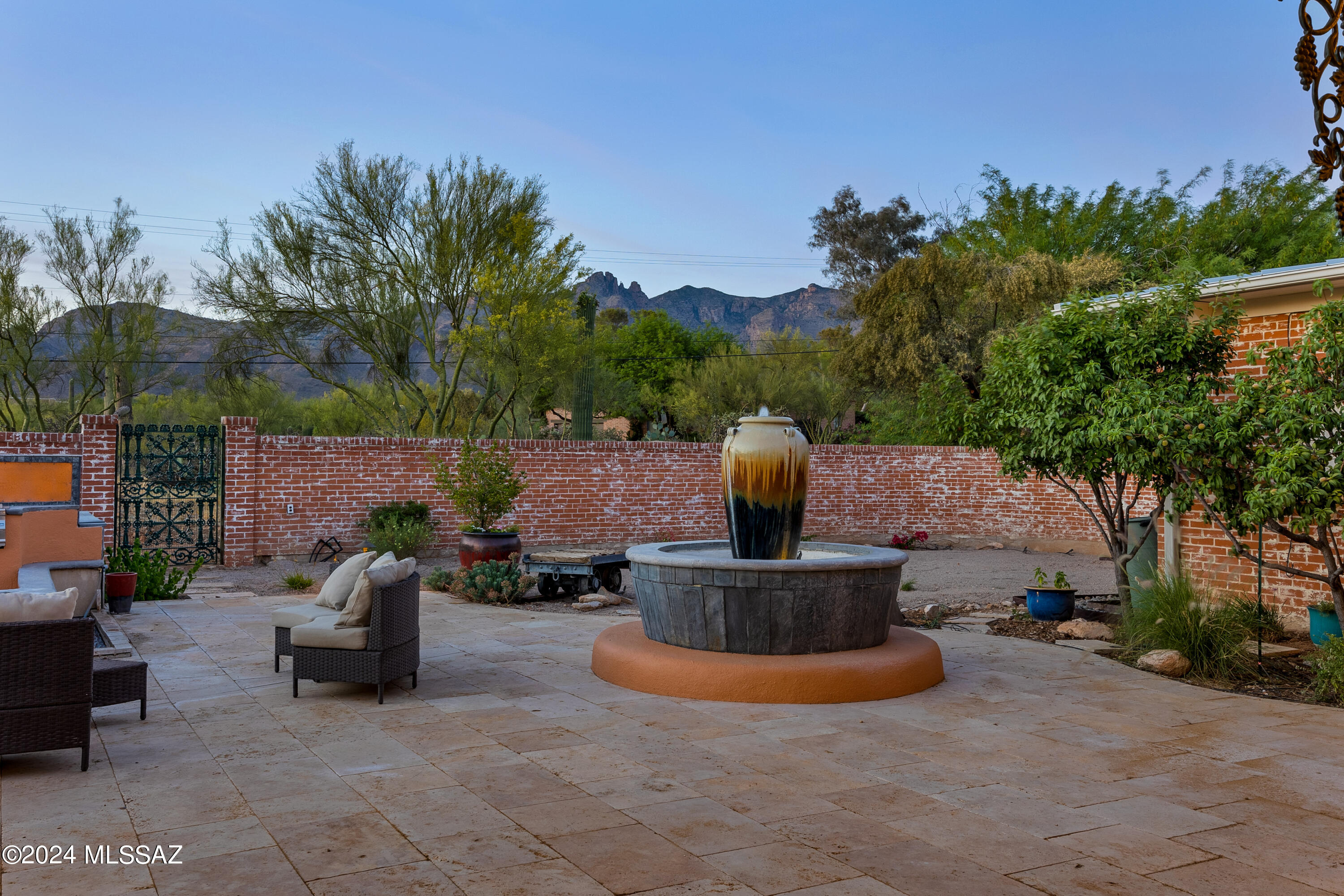 Catalina Foothills Estates NO. 5 - Residential