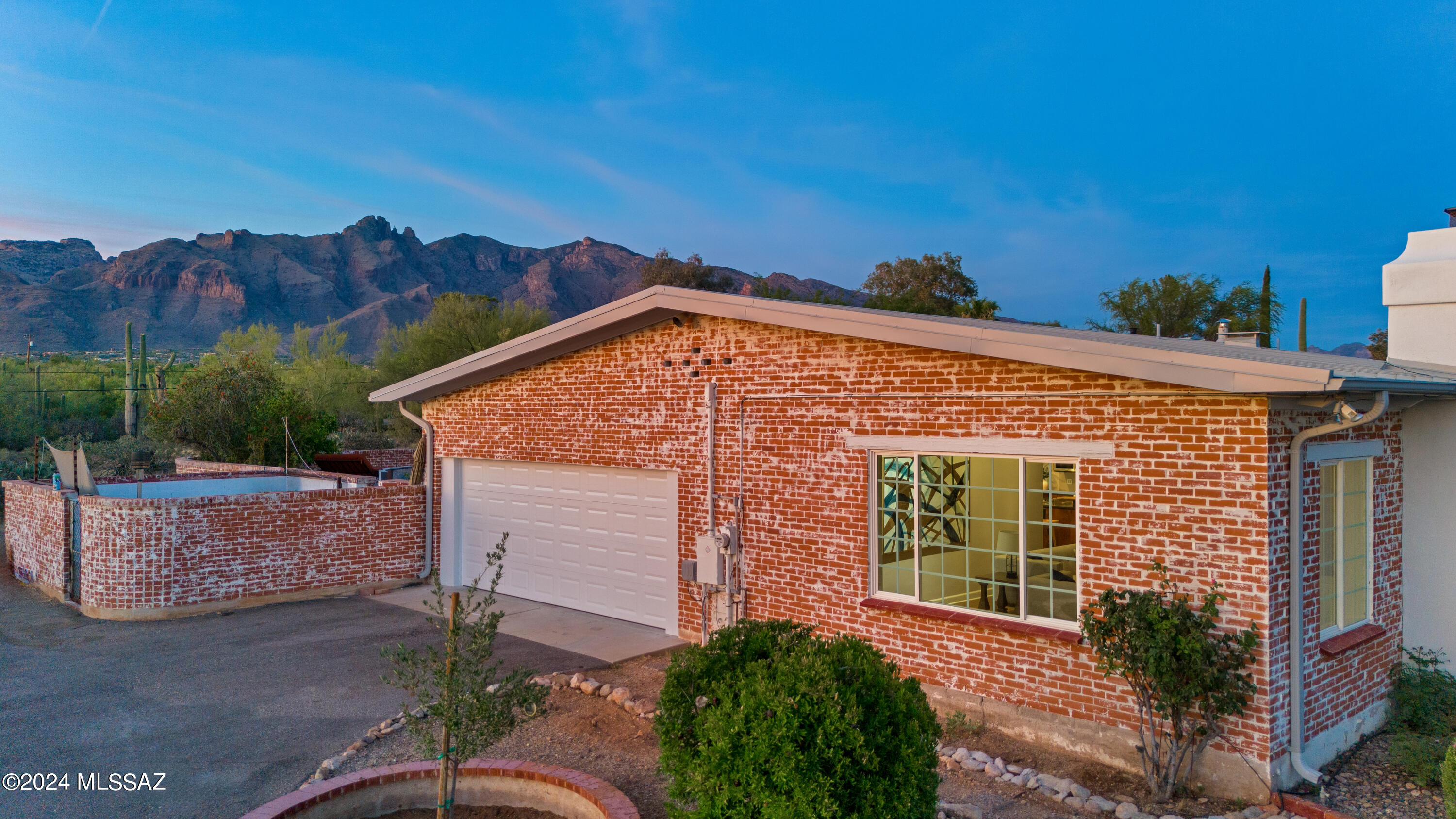 Catalina Foothills Estates NO. 5 - Residential