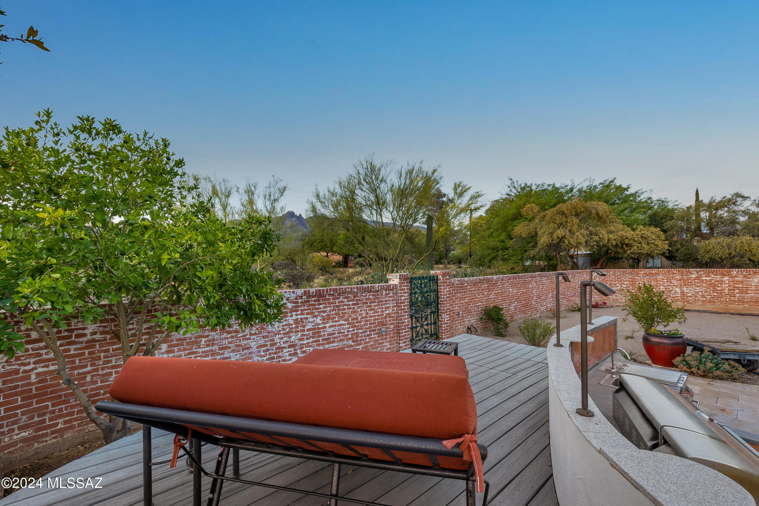 Catalina Foothills Estates NO. 5 - Residential