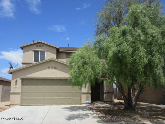 Beautiful 2010 sq.ft home in Santo Tomas Villas subdivision in Sahuarita. Two story 3 bedrooms with 2 and 1/2 bathroom and a nice loft/study area upstairs.  Enjoy the mountain views and the covered patio.