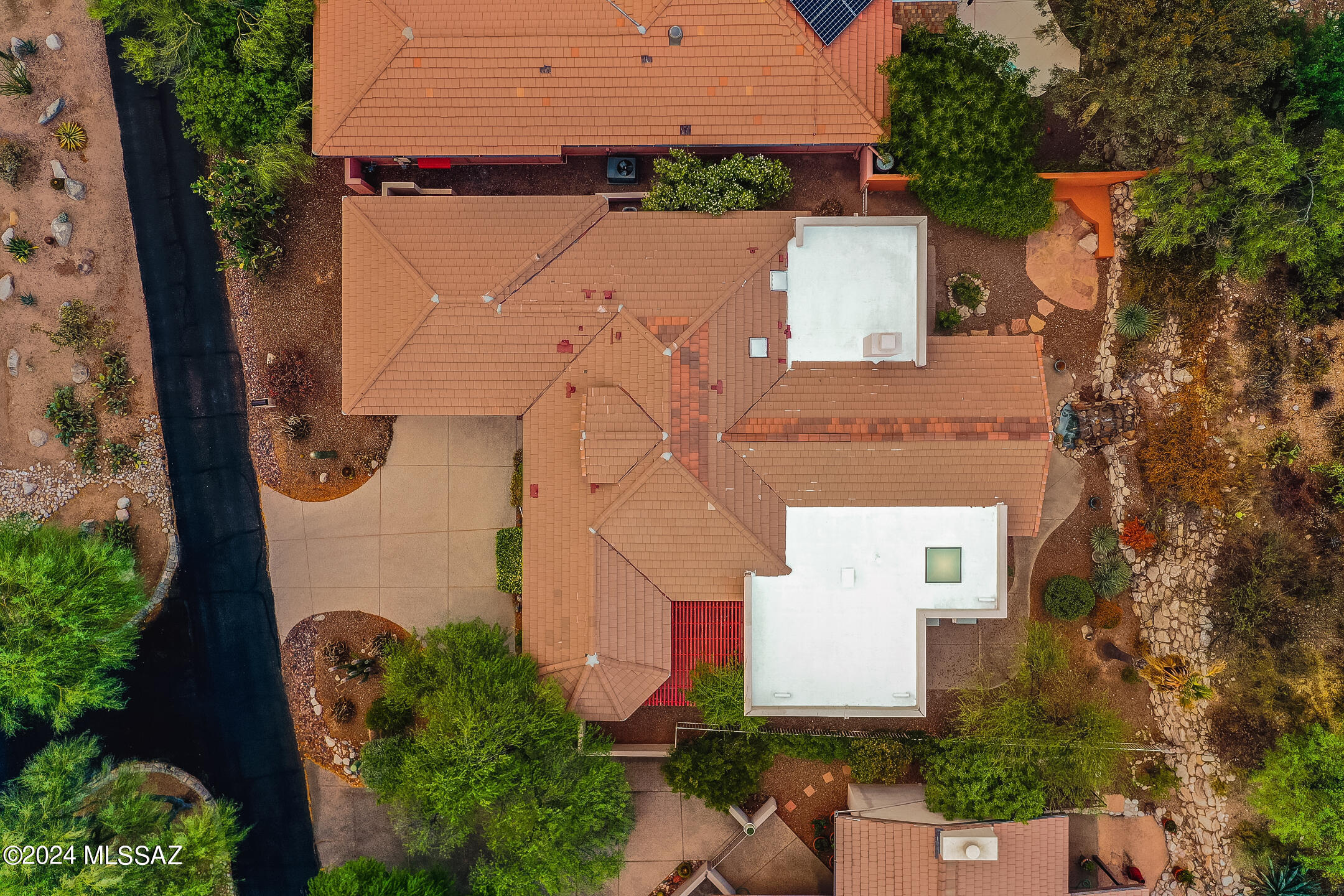 Finisterra II (211-302) - Residential