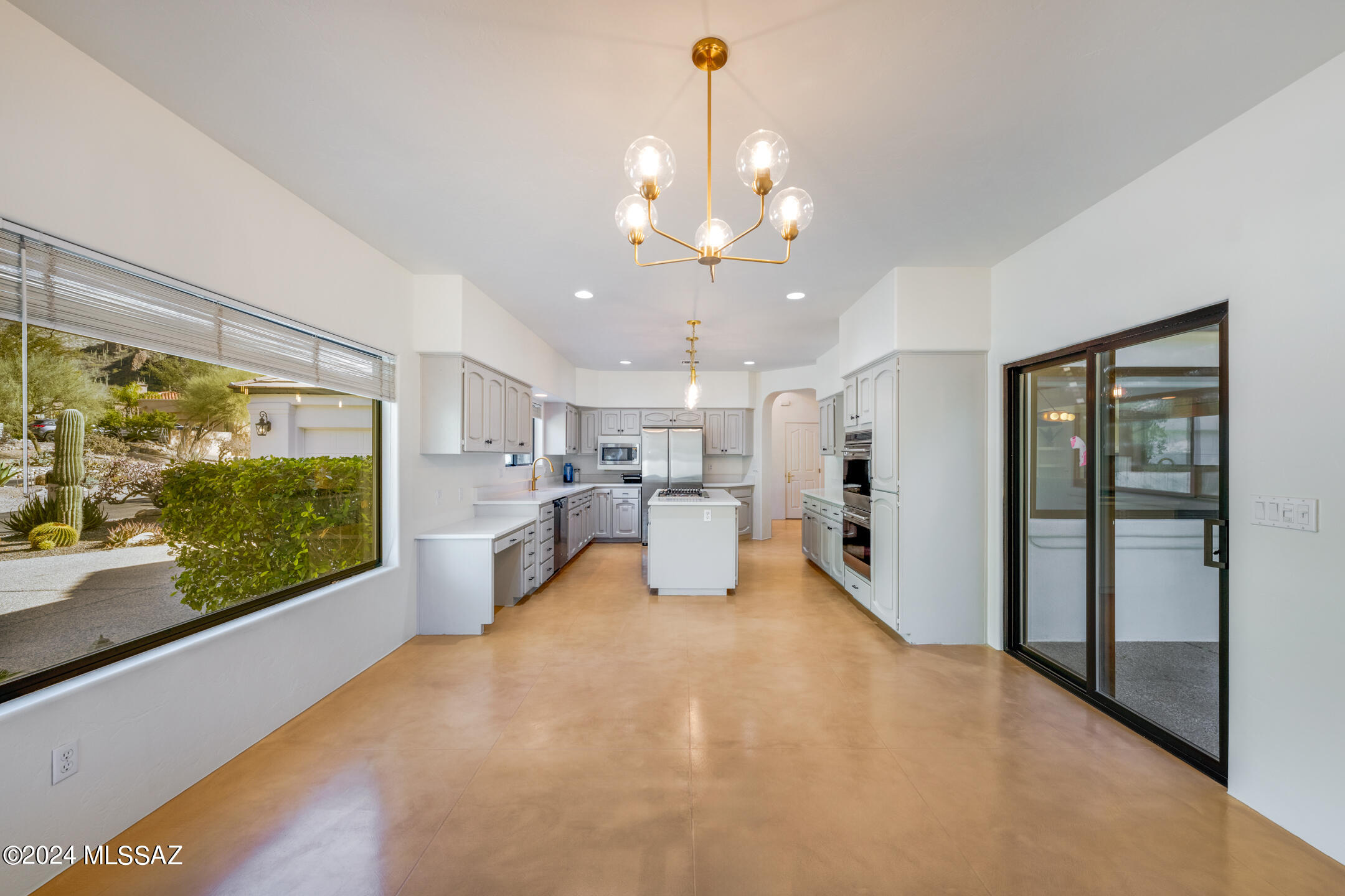 Finisterra II (211-302) - Residential