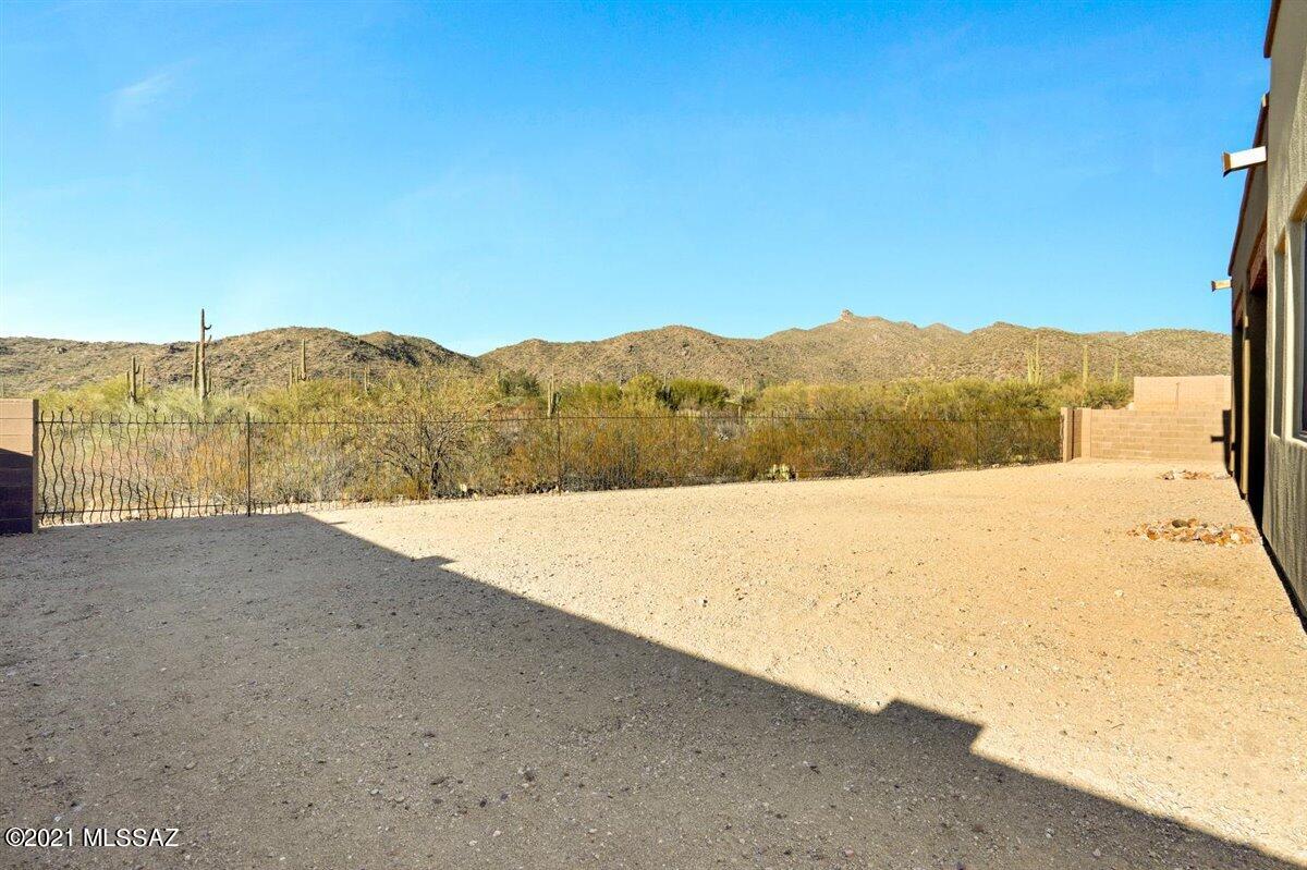 Boulder Bridge Pass At Dove Mountain SQ20132910078 - Residential