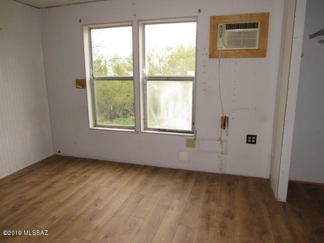 Unsubdivided - Residential