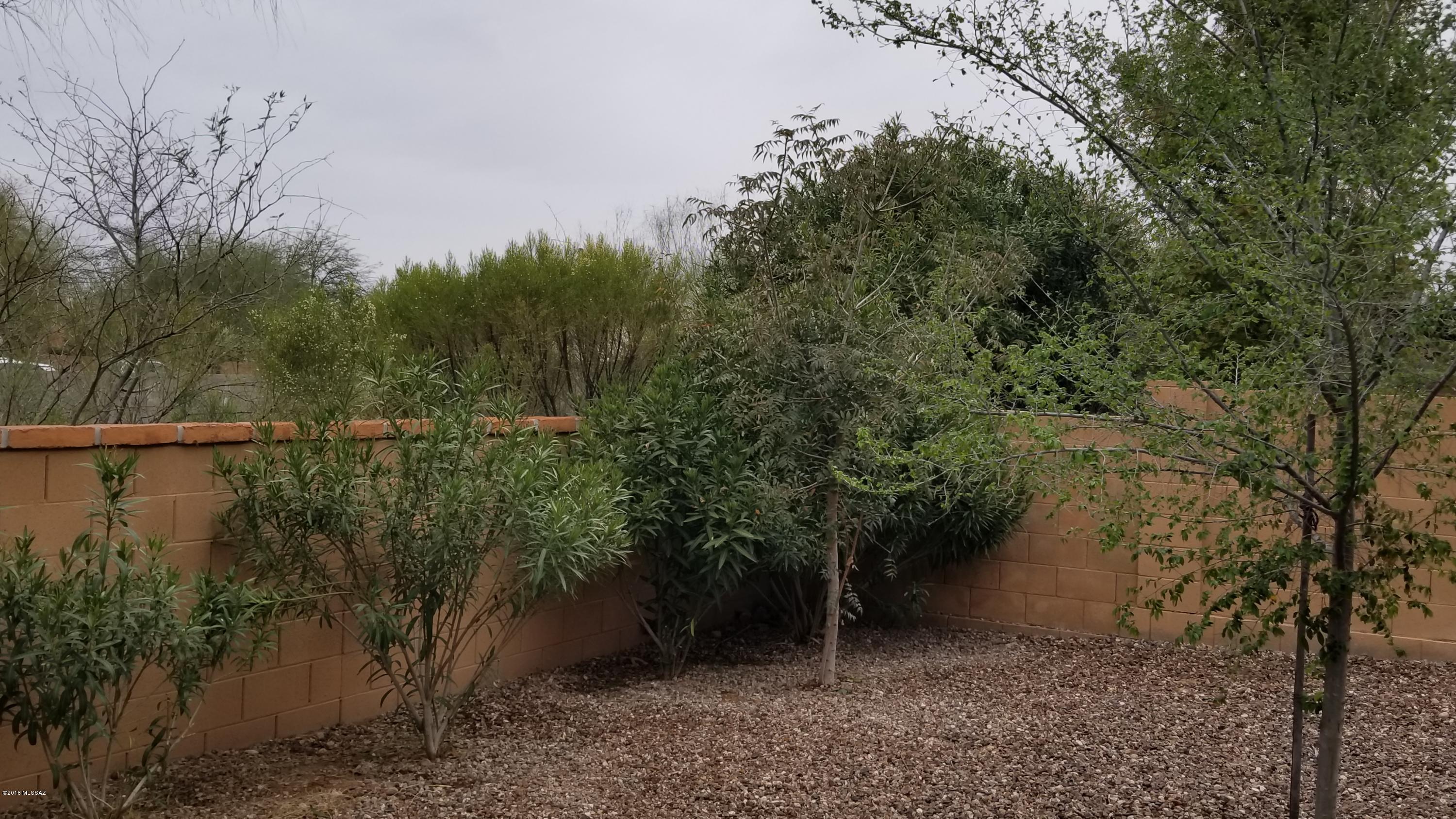 Desert Links (1-48) - Residential