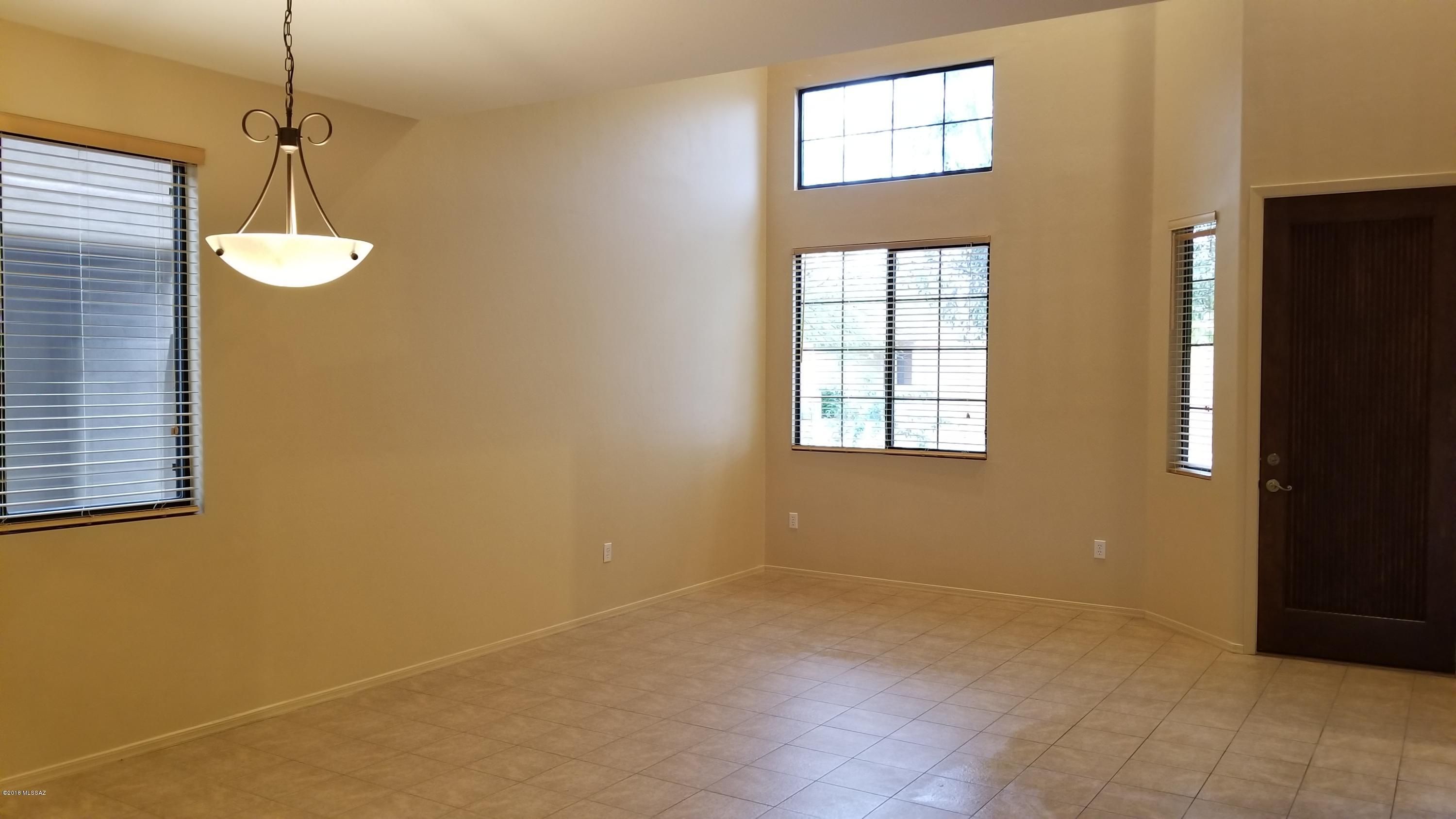 Desert Links (1-48) - Residential