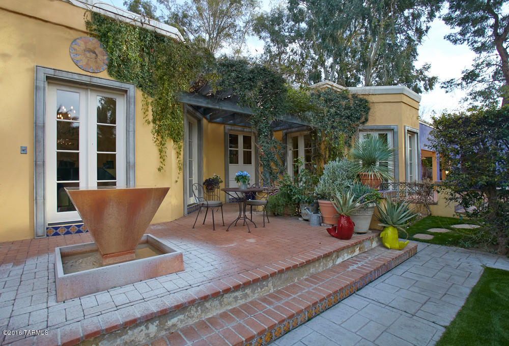 Country Club Estates NO. 1 - Residential