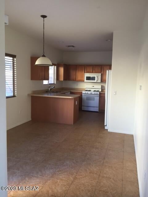 Paseo del Rio - Residential Lease
