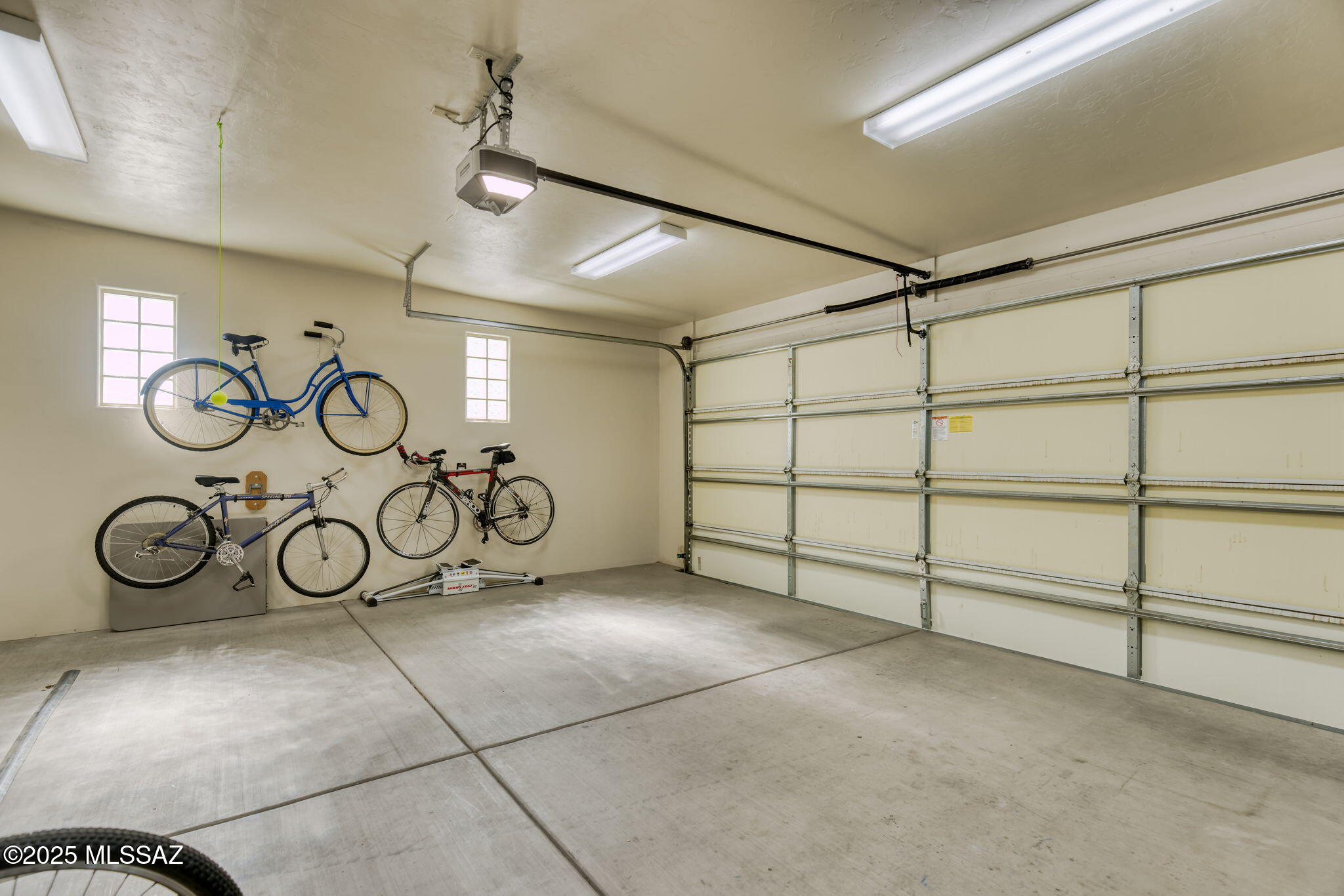 Coyote Creek (1-395) - Residential