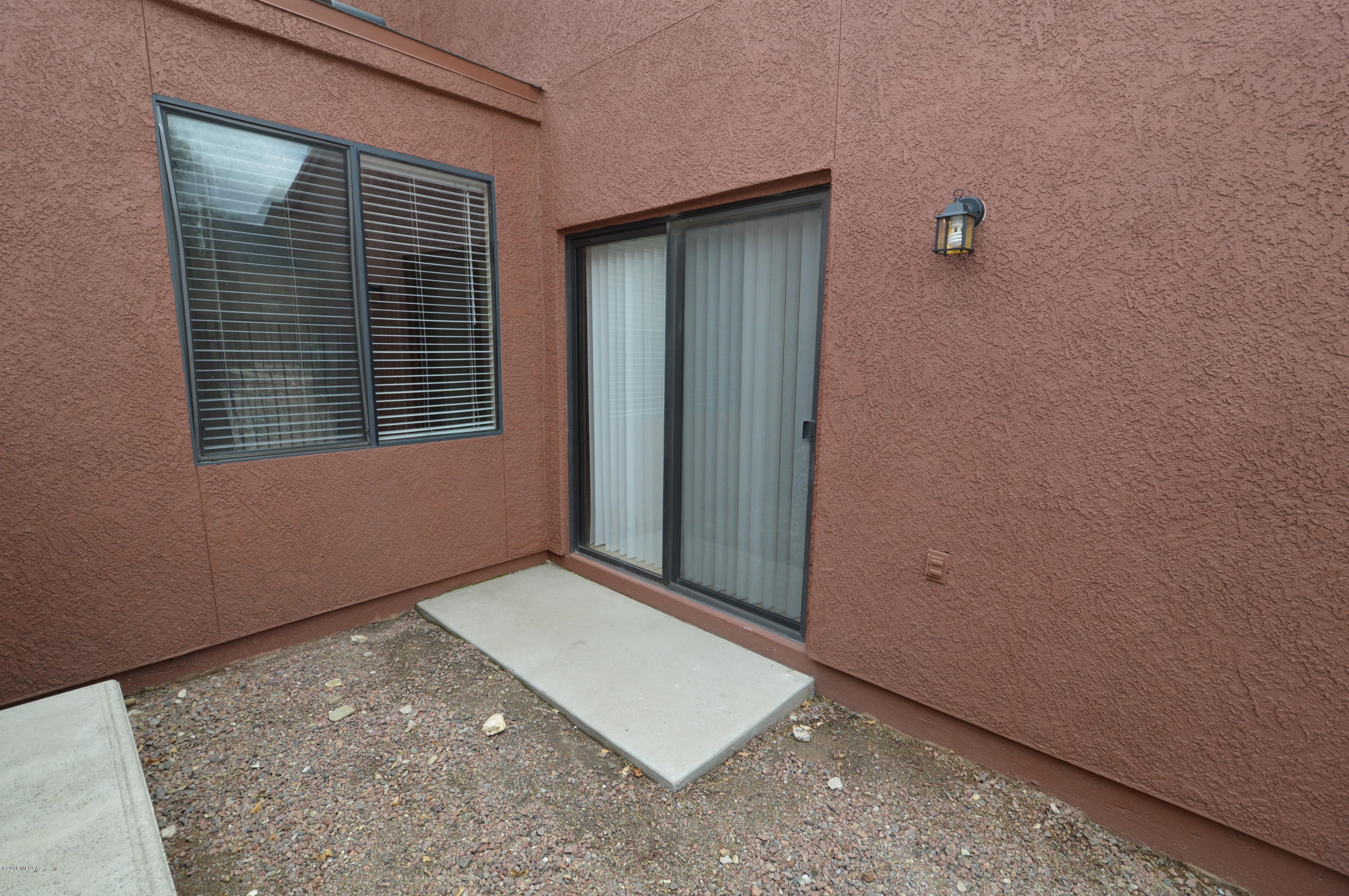 Mountain View Condos. (1-76) - Residential Lease