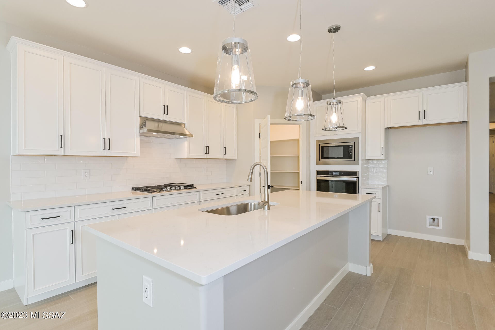 Rancho Del Lago (101-206) - Residential Lease