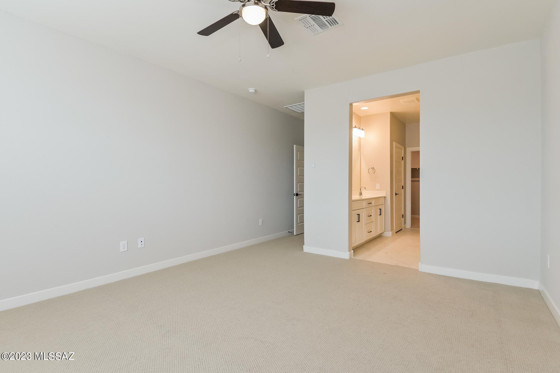 Rancho Del Lago (101-206) - Residential Lease