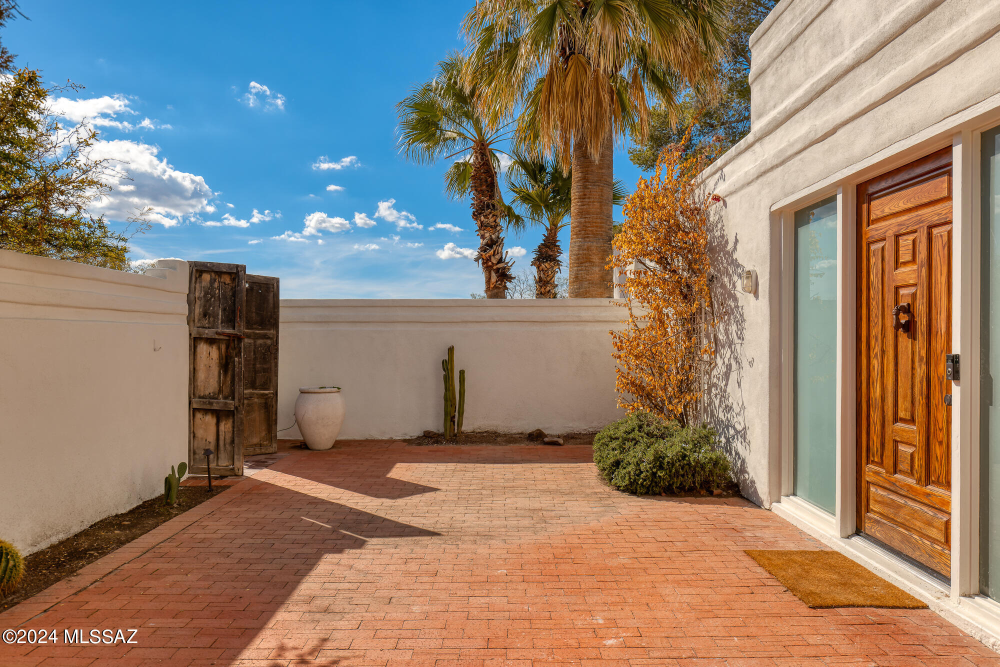 Colonia Solana - Residential