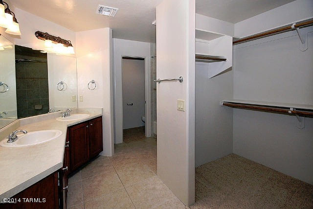 Olsen Condominiums Units 1-18 - Residential Lease