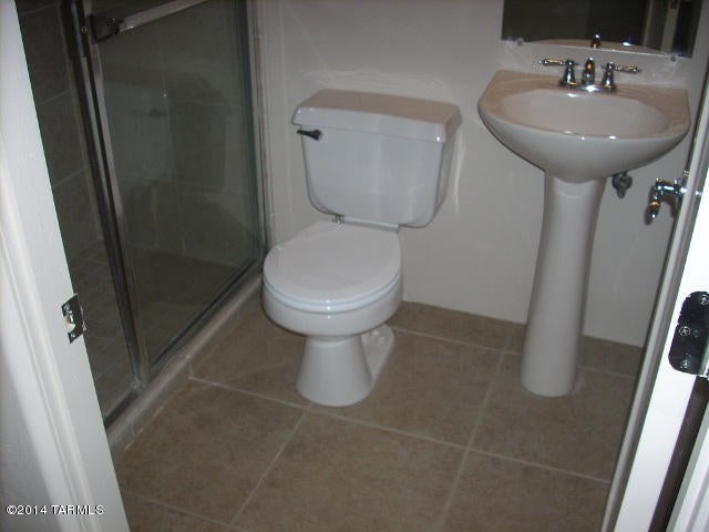 Olsen Condominiums Units 1-18 - Residential Lease