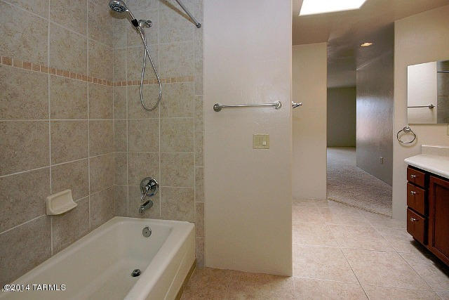 Olsen Condominiums Units 1-18 - Residential Lease