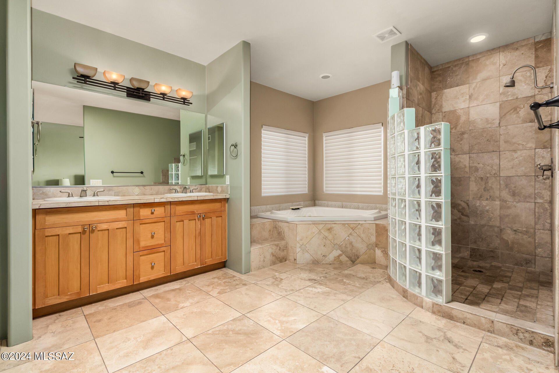 Montage Vista Phase II (30-73) - Residential