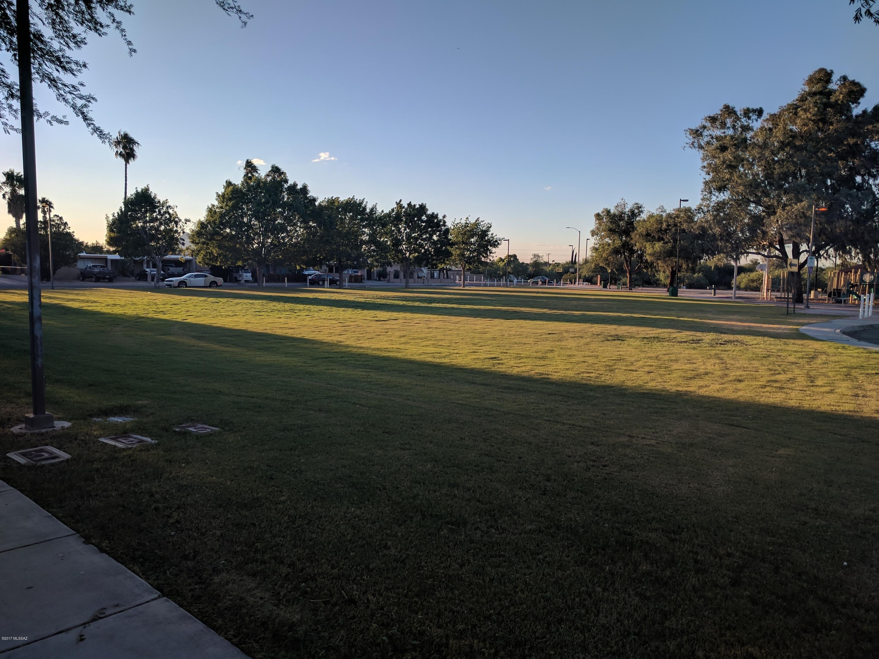 Mission Heights NO. 5 (1-102) - Residential Lease
