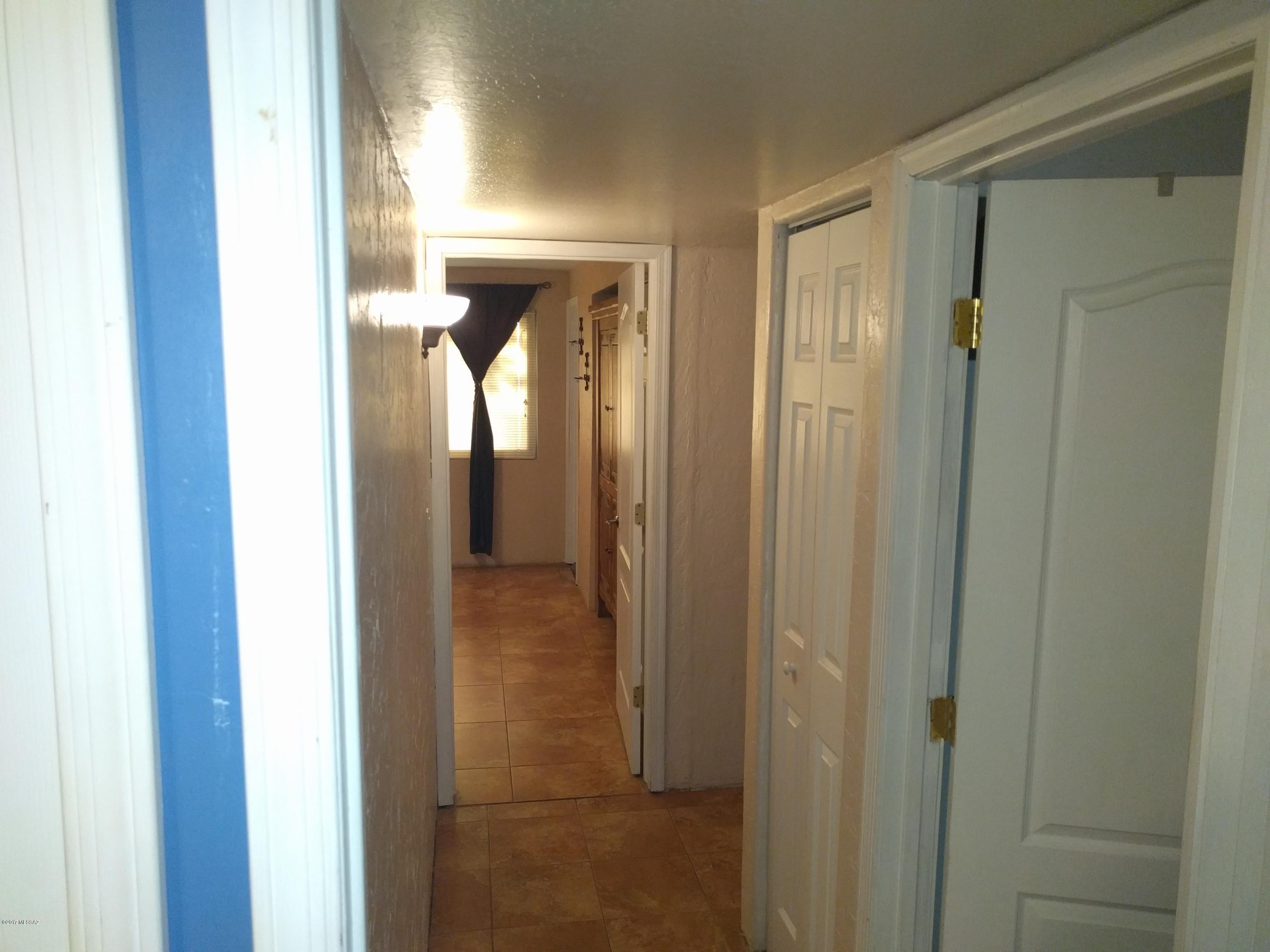 Mission Heights NO. 5 (1-102) - Residential Lease
