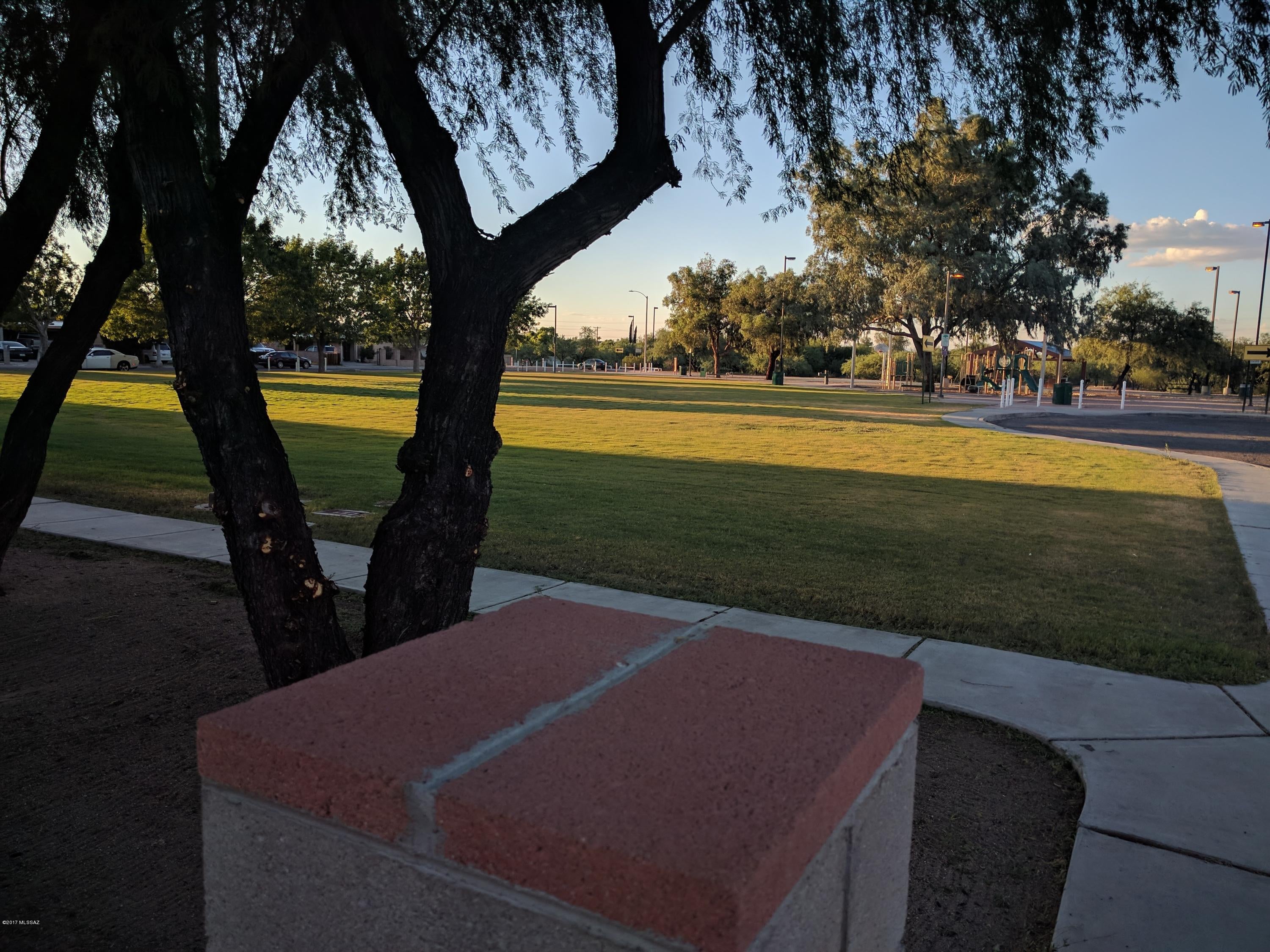 Mission Heights NO. 5 (1-102) - Residential Lease