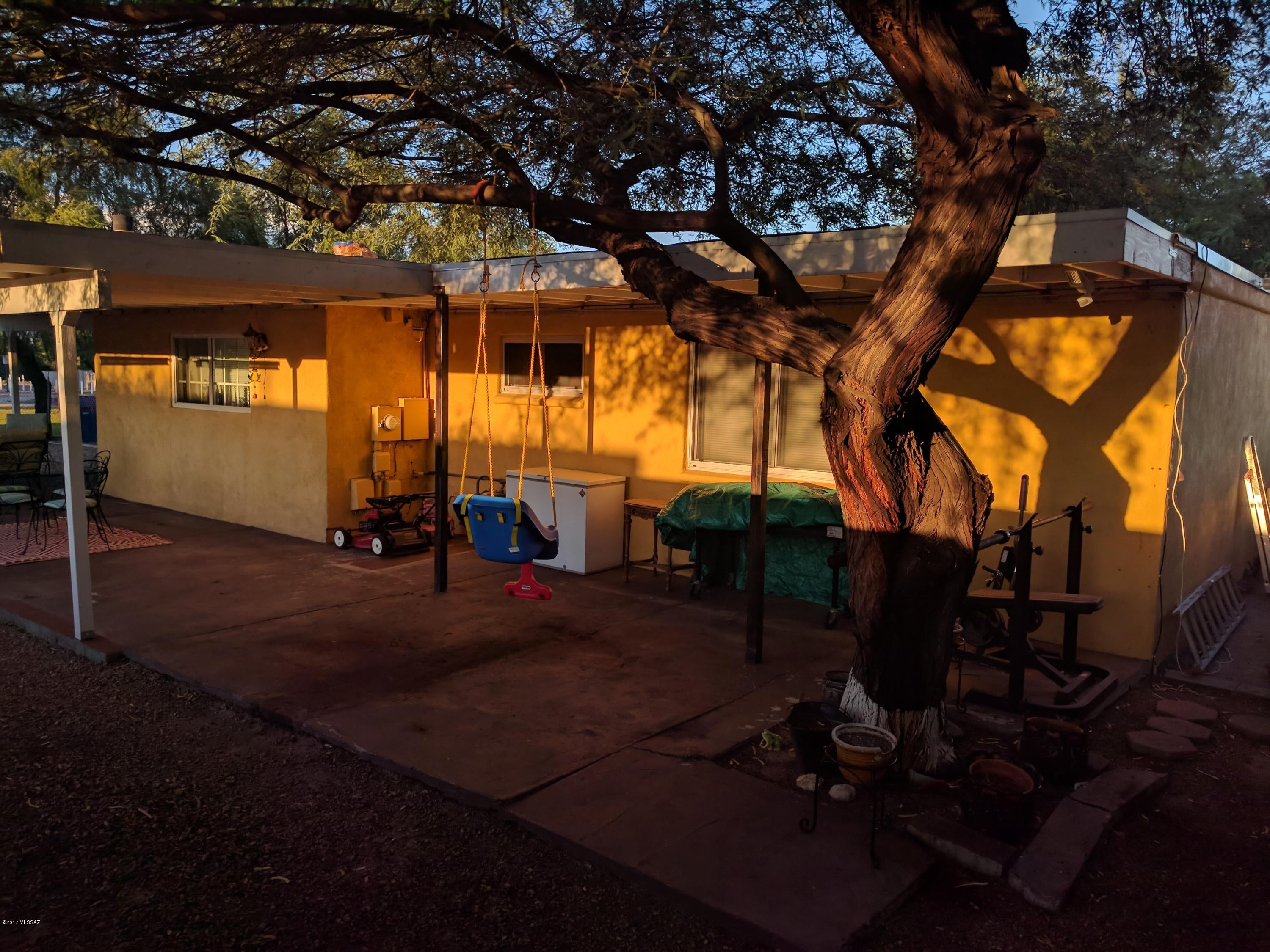 Mission Heights NO. 5 (1-102) - Residential Lease