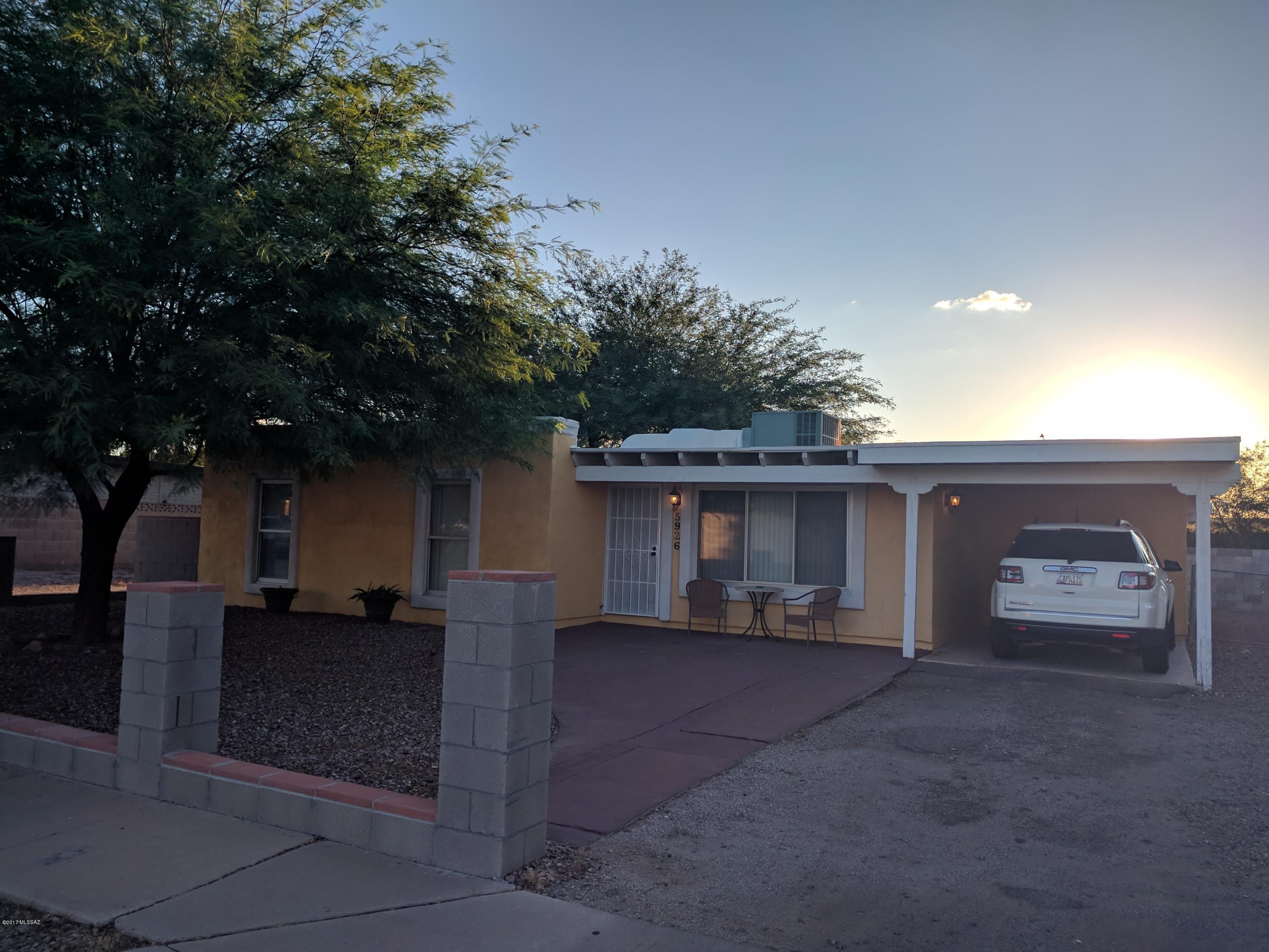 Mission Heights NO. 5 (1-102) - Residential Lease