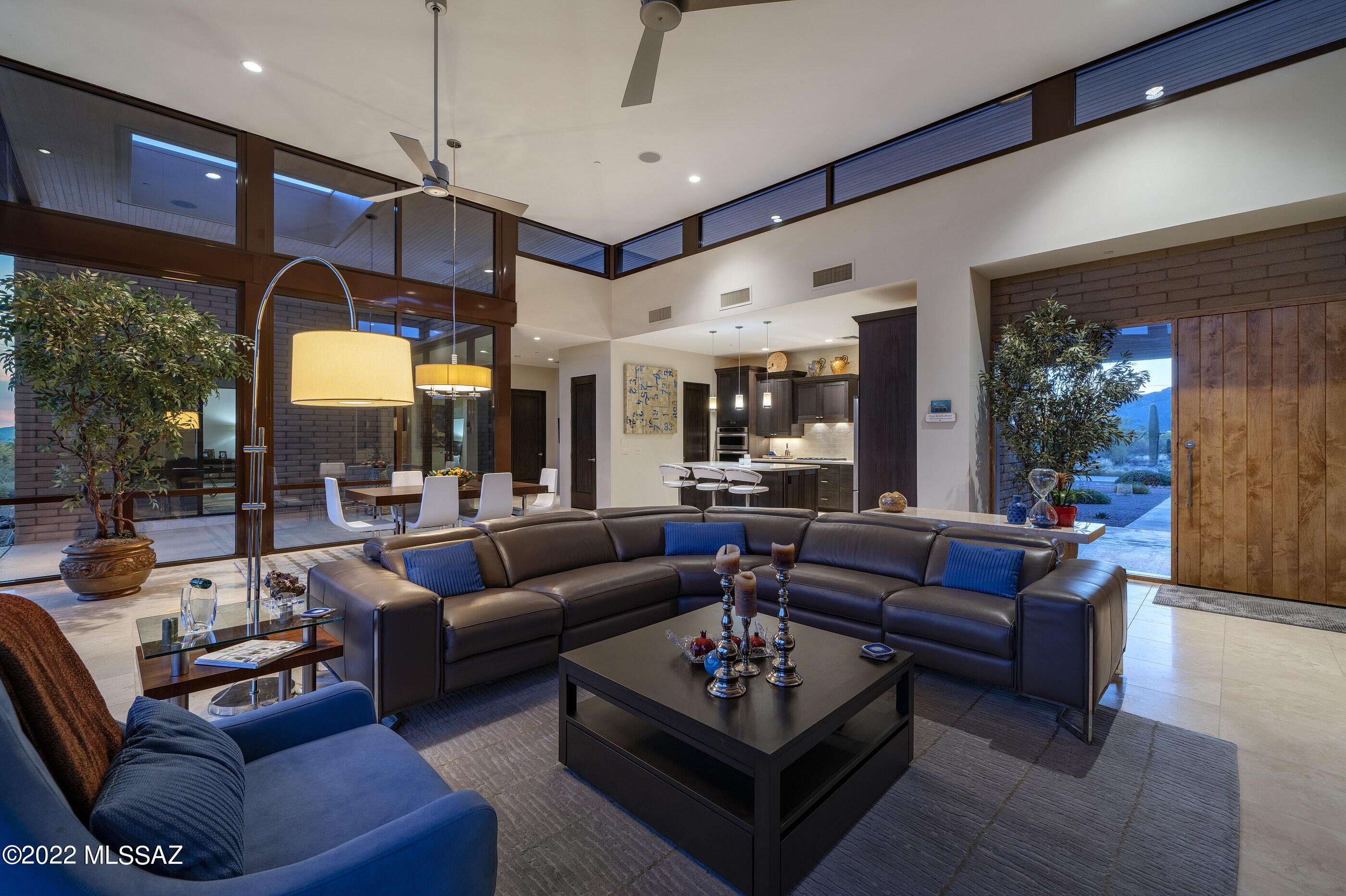 La Cholla Airpark - Residential