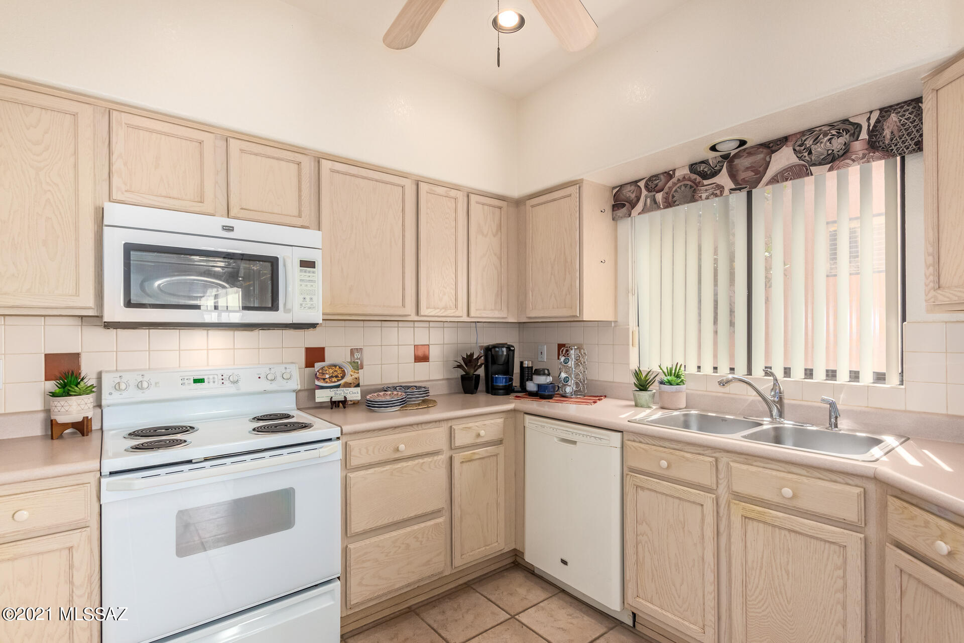 Las Campanas Blk. K (1-113) - Residential