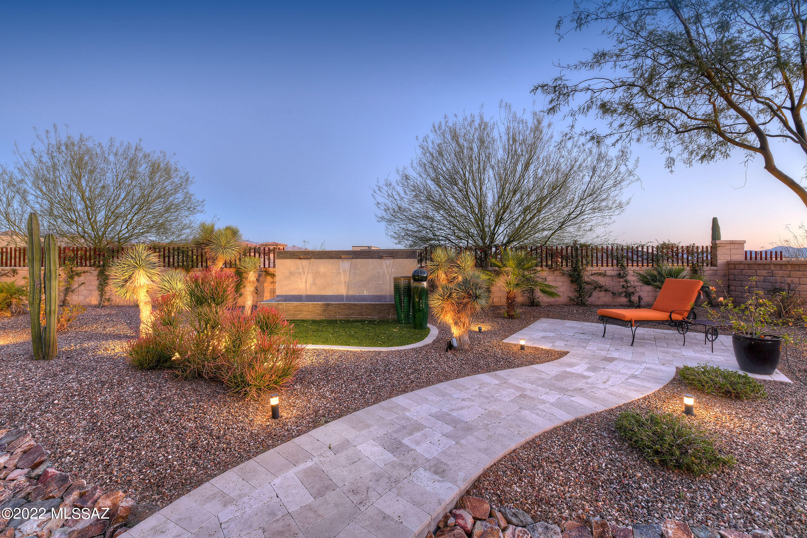 Los Saguaros At Dove Mountain SQ20121640199 - Residential