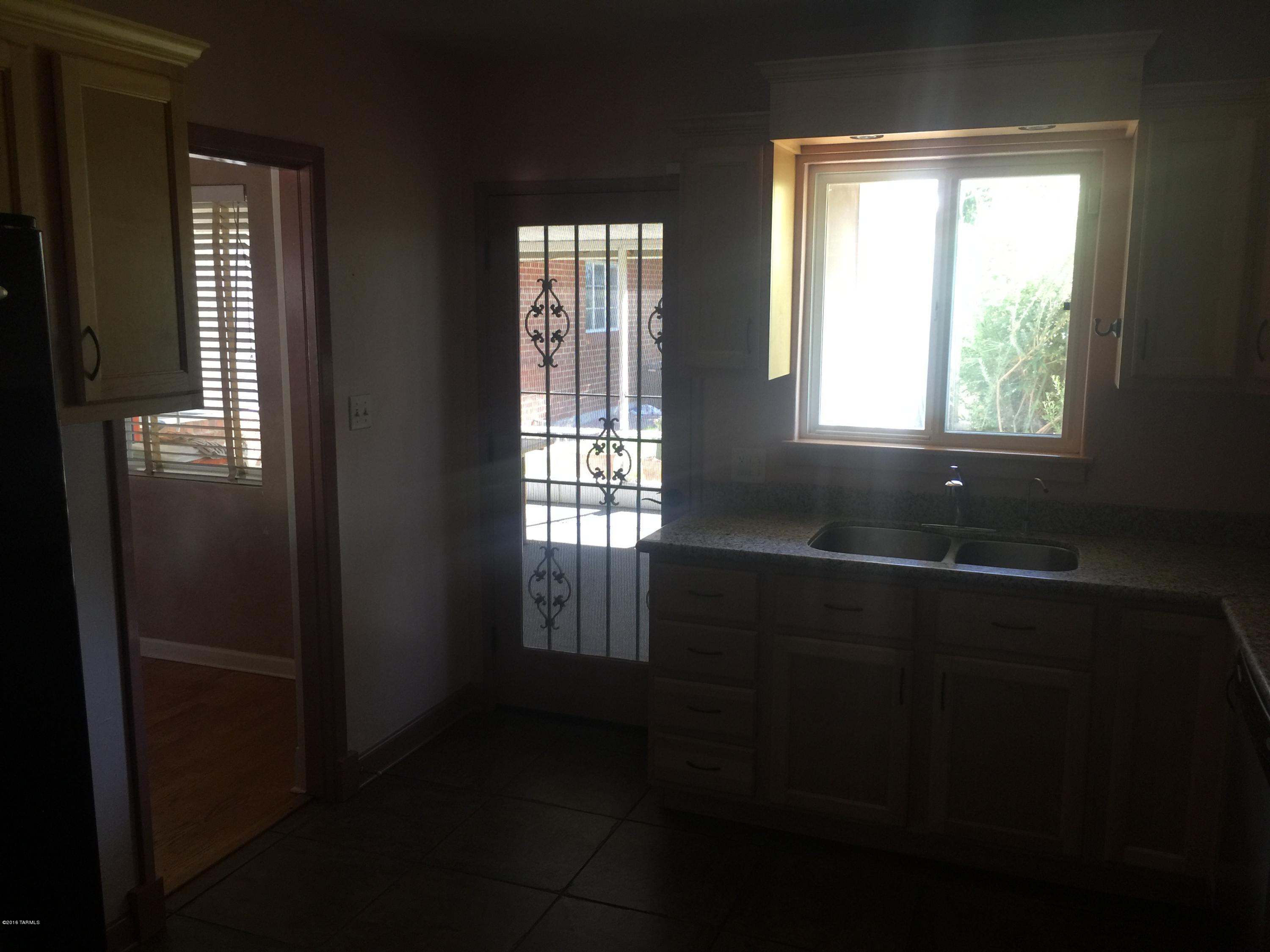 Pinecrest Add - Residential Lease