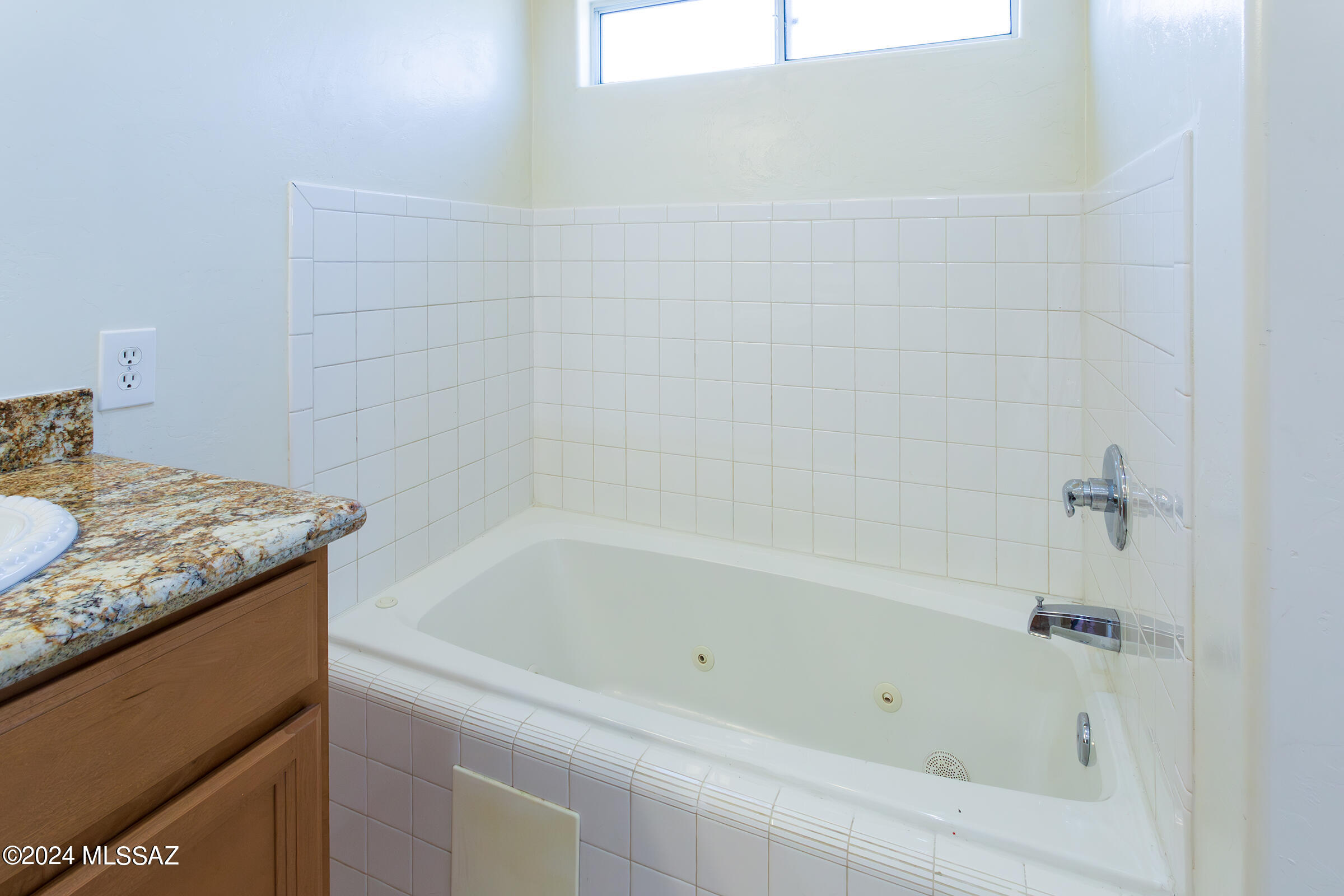 Rio Rico Ranchettes 12 - Residential Lease
