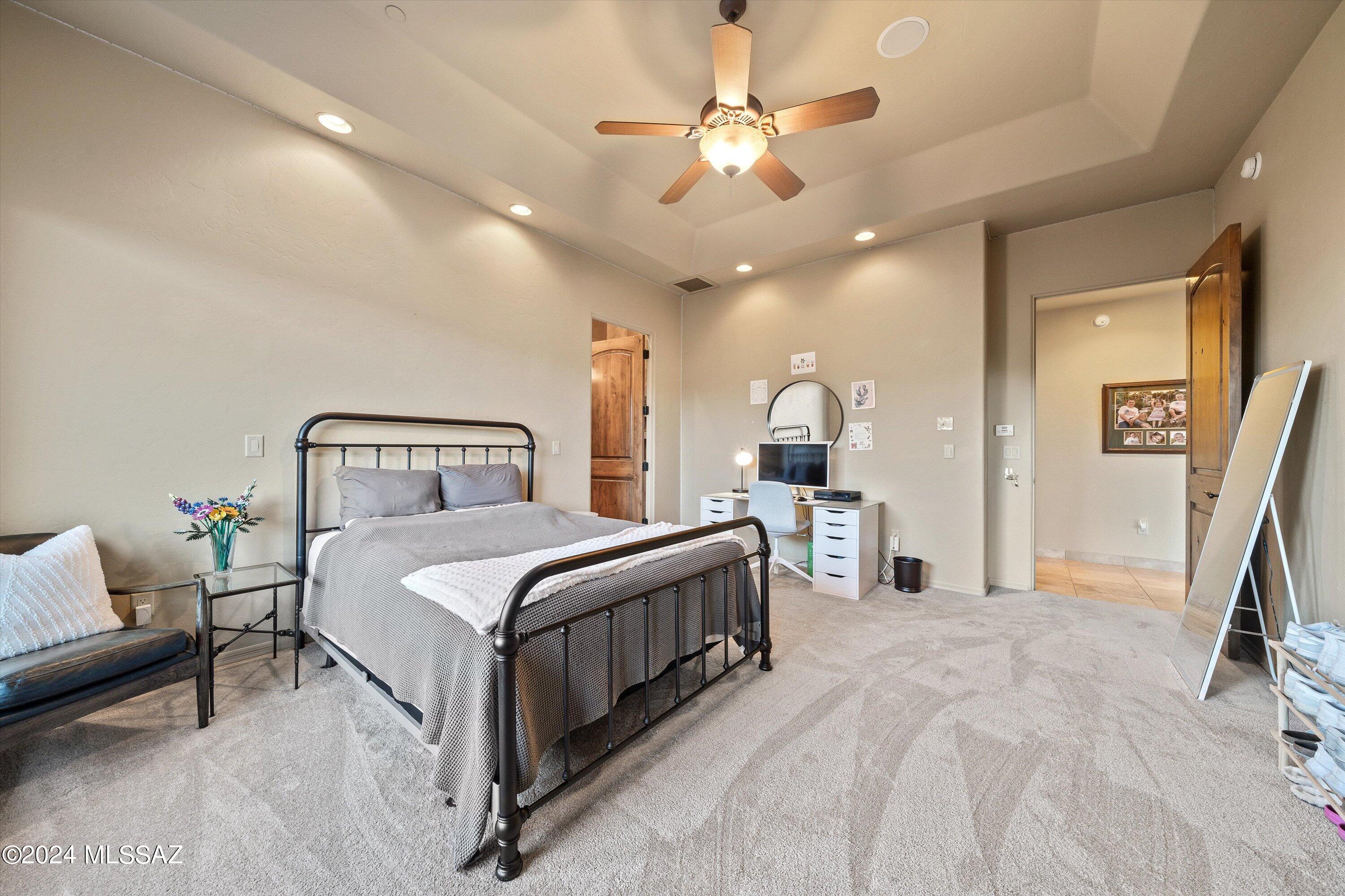 Coyote Creek (1-395) - Residential