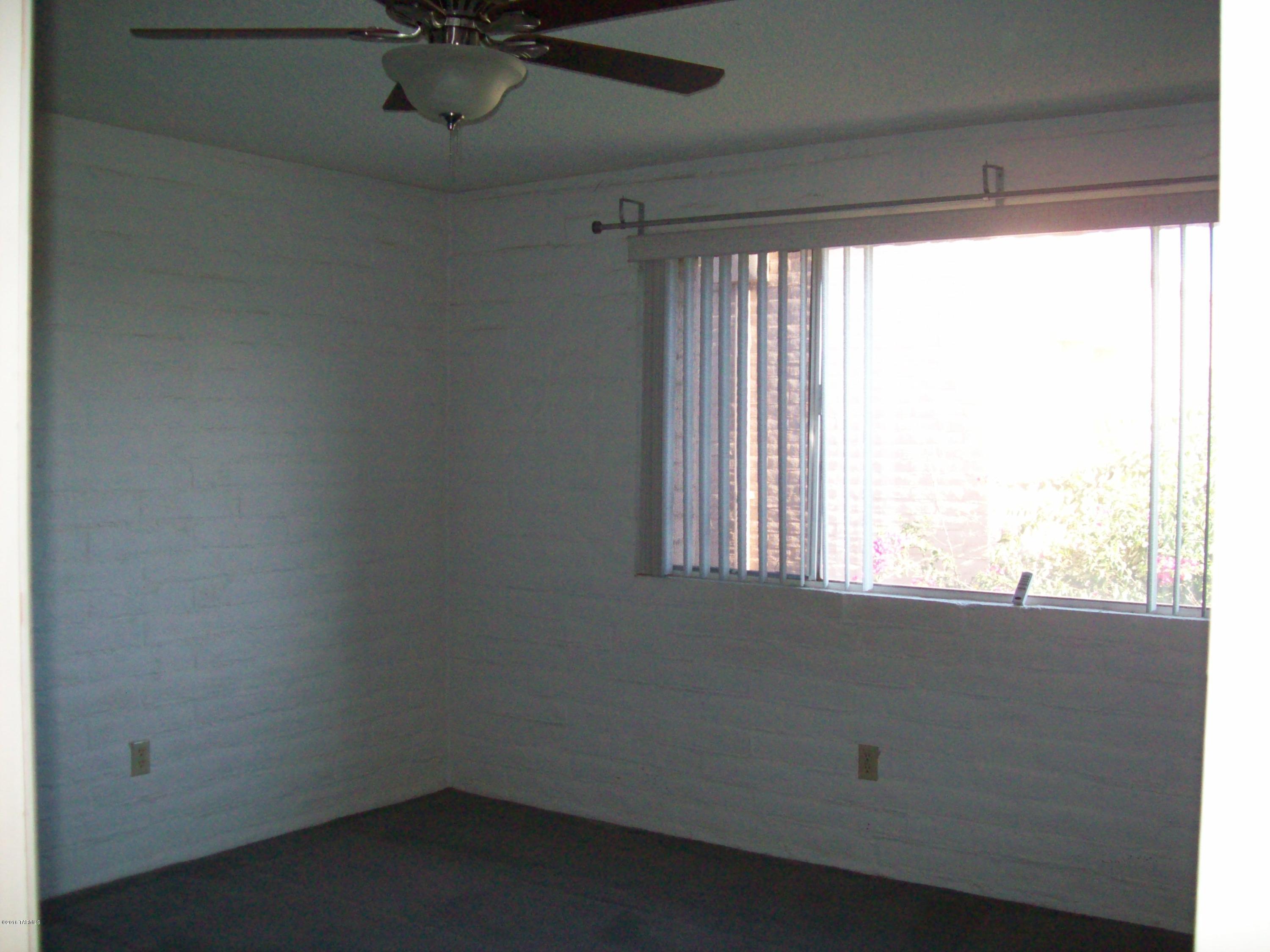 Tucson North Townhome Apts. - Residential Lease