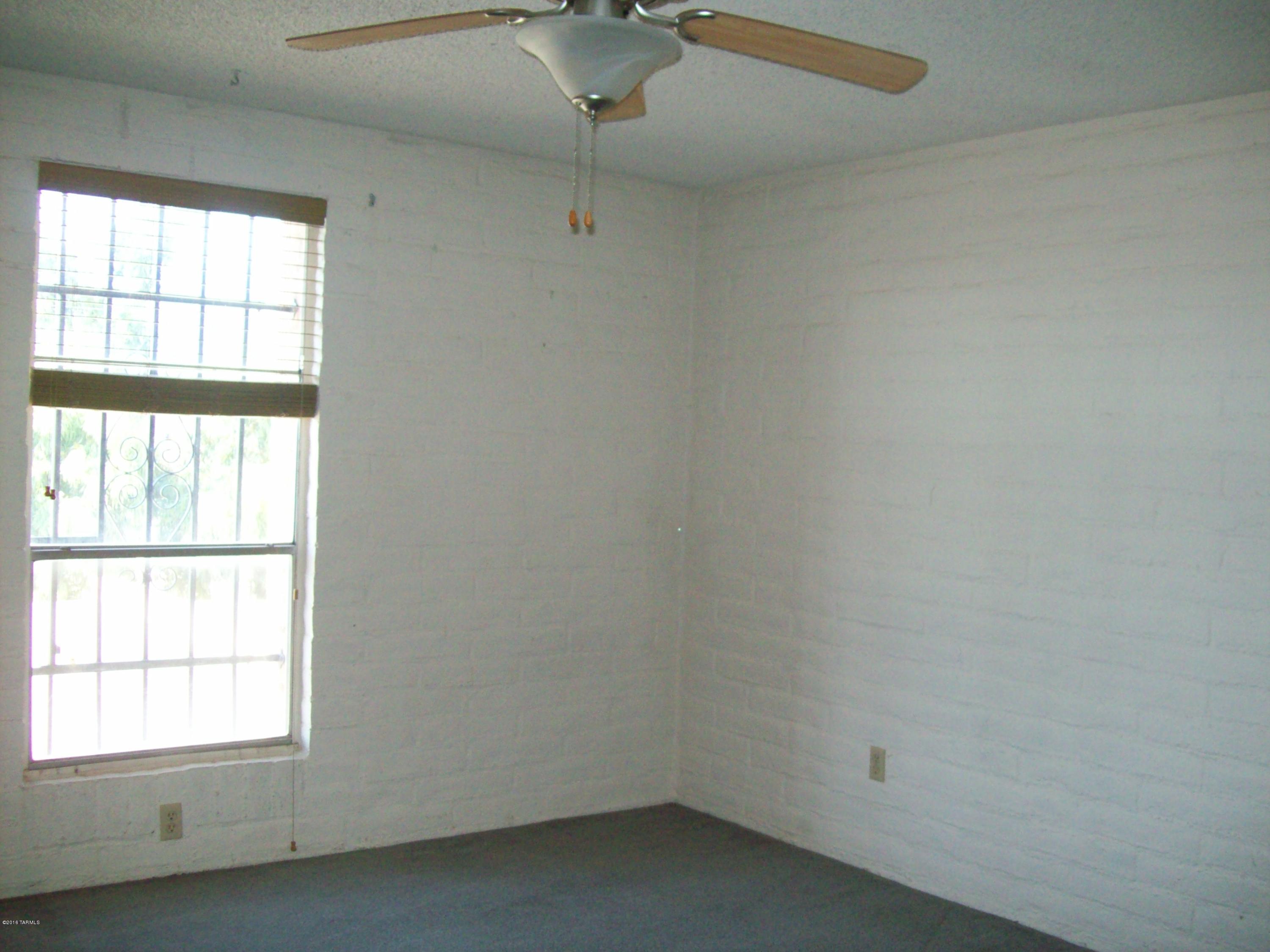 Tucson North Townhome Apts. - Residential Lease