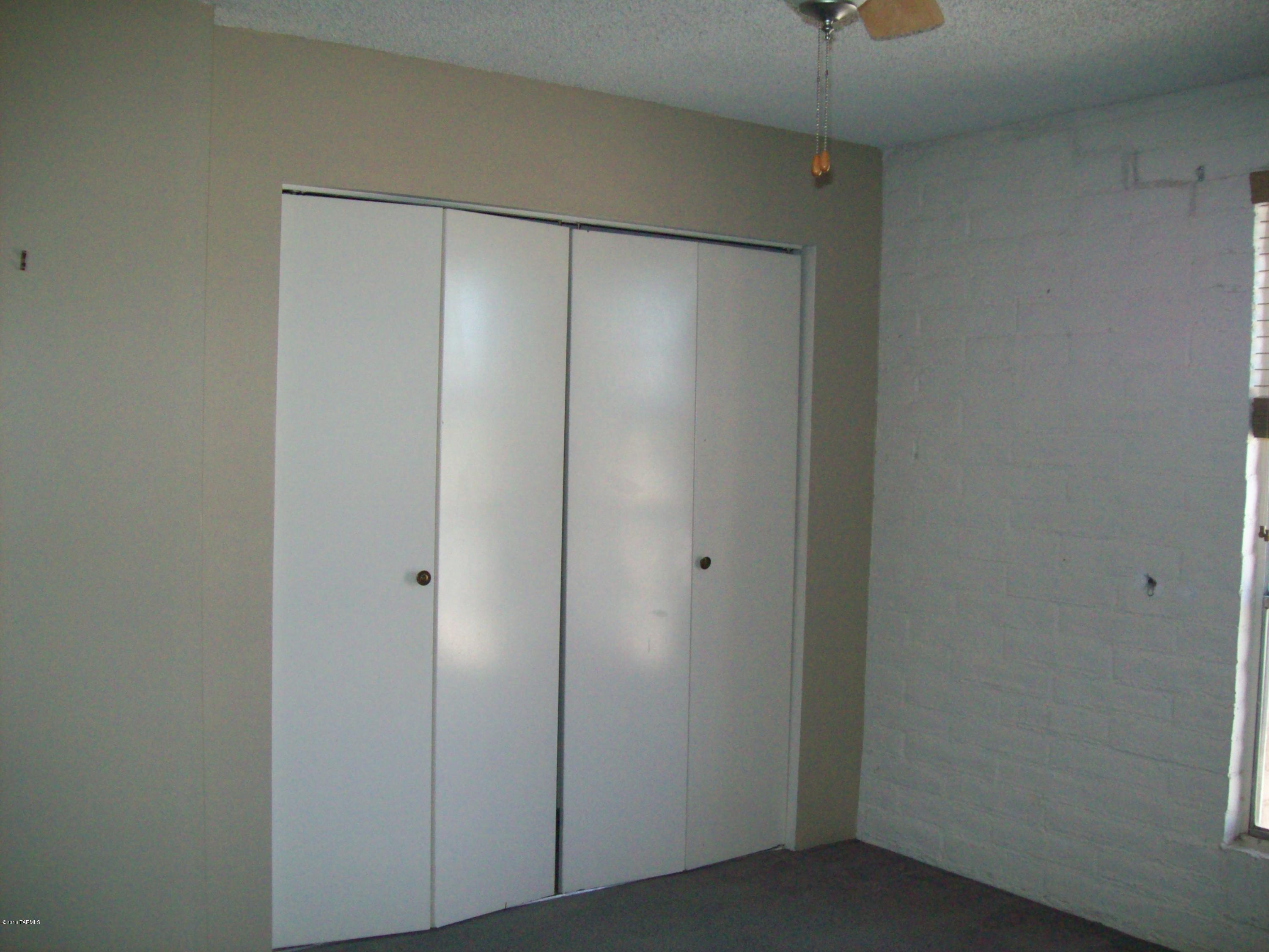 Tucson North Townhome Apts. - Residential Lease