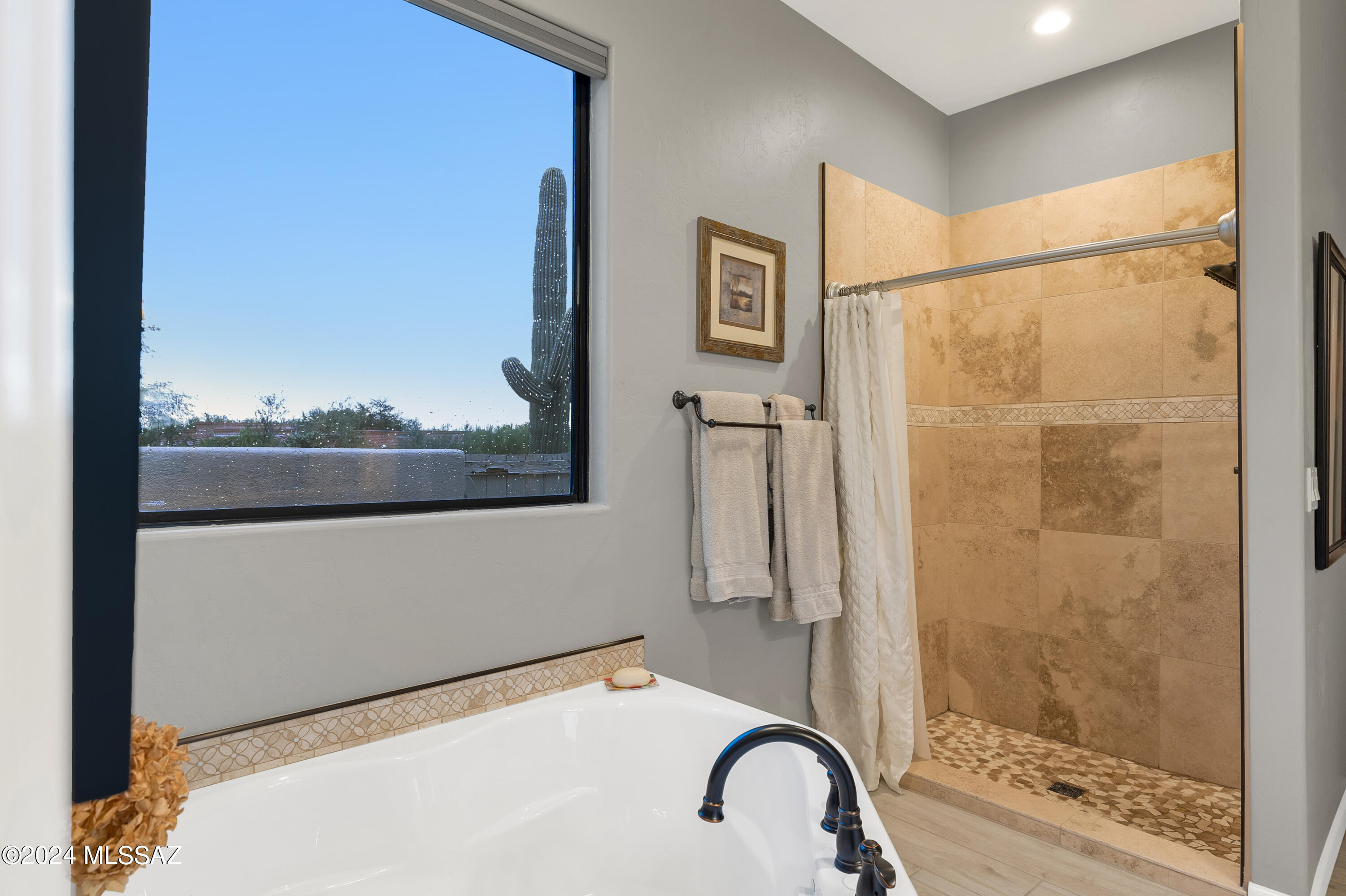 Casas Adobes Vistas (1-21) - Residential