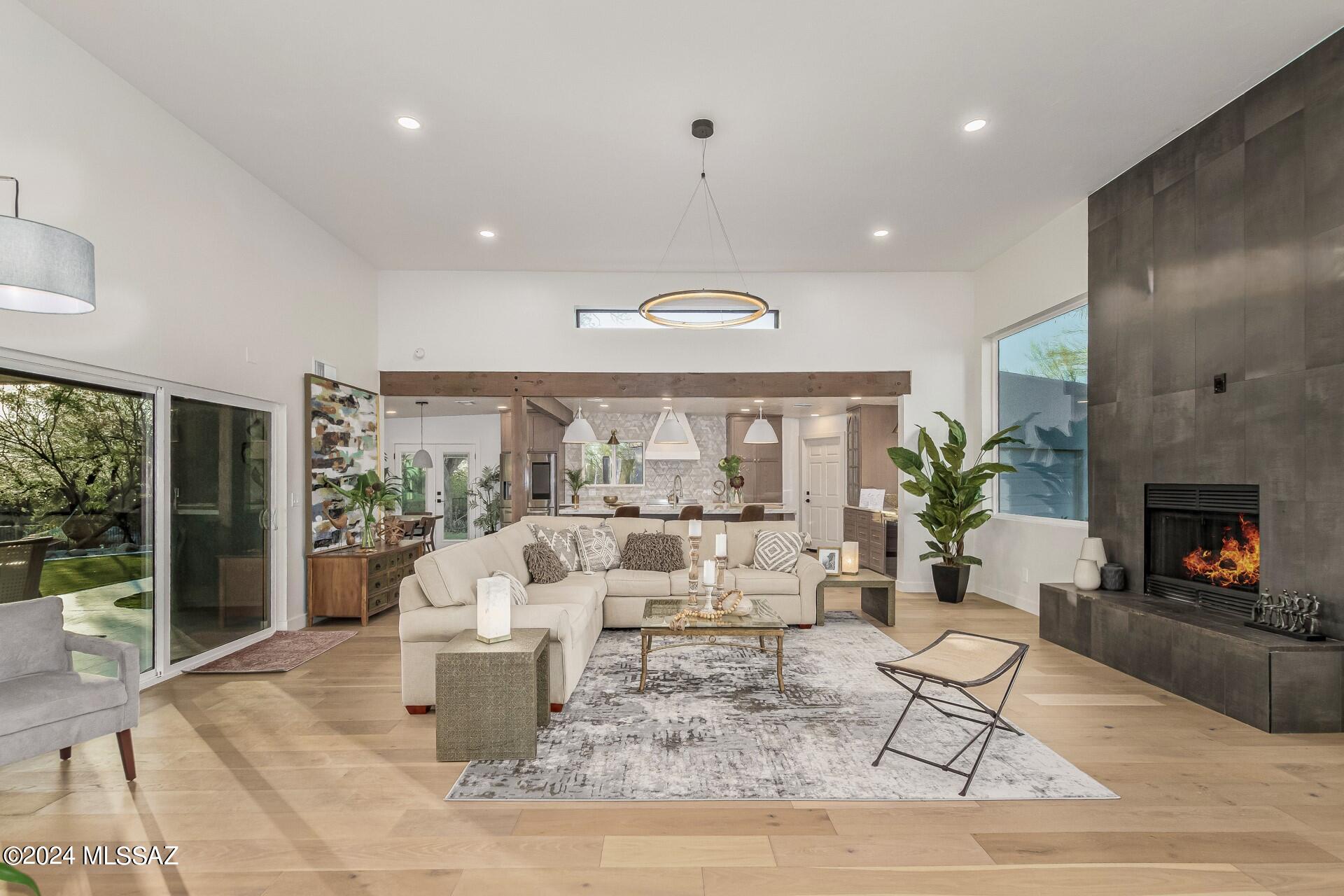 Casas Catalinas - Residential